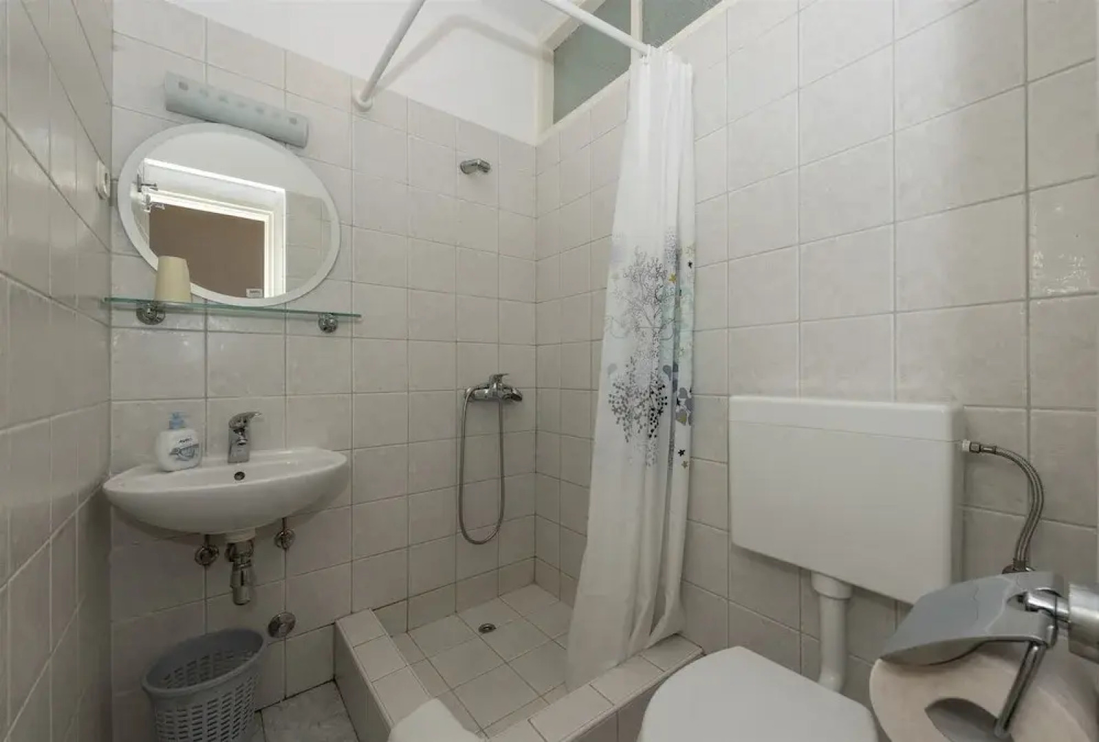 Apartment And Rooms Amenka