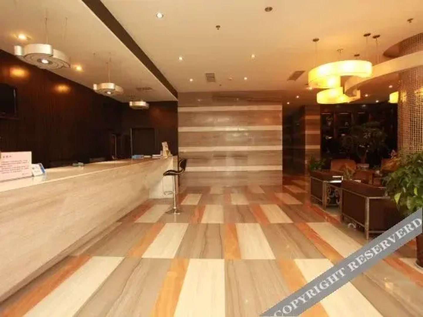 Pengshan Jiaxiang Business Hotel