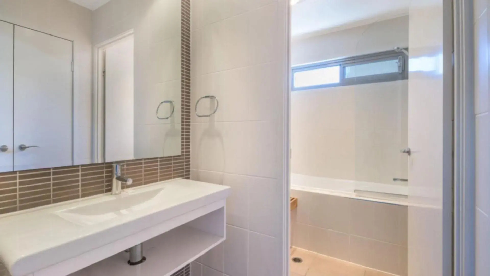 Moffat Retreat, Moffat Beach