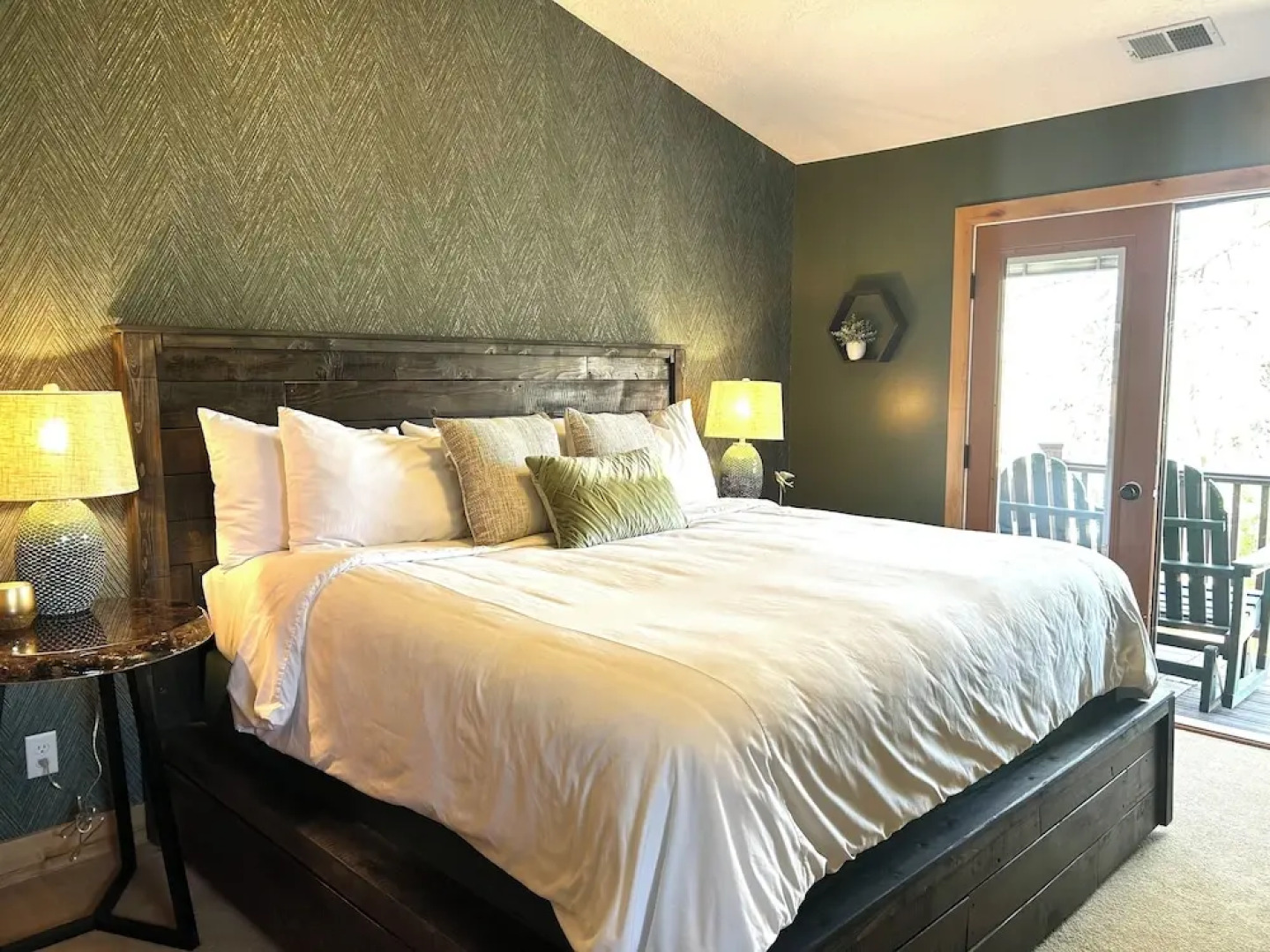 Engen Hus Bed and Breakfast