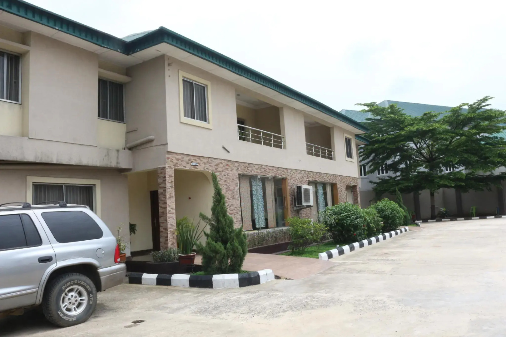 Fresh Spring Hotels & Towers