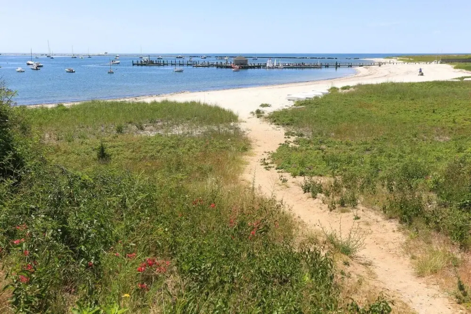 Waterfront Hyannis Gem: Walk to Hyannis Port Beach