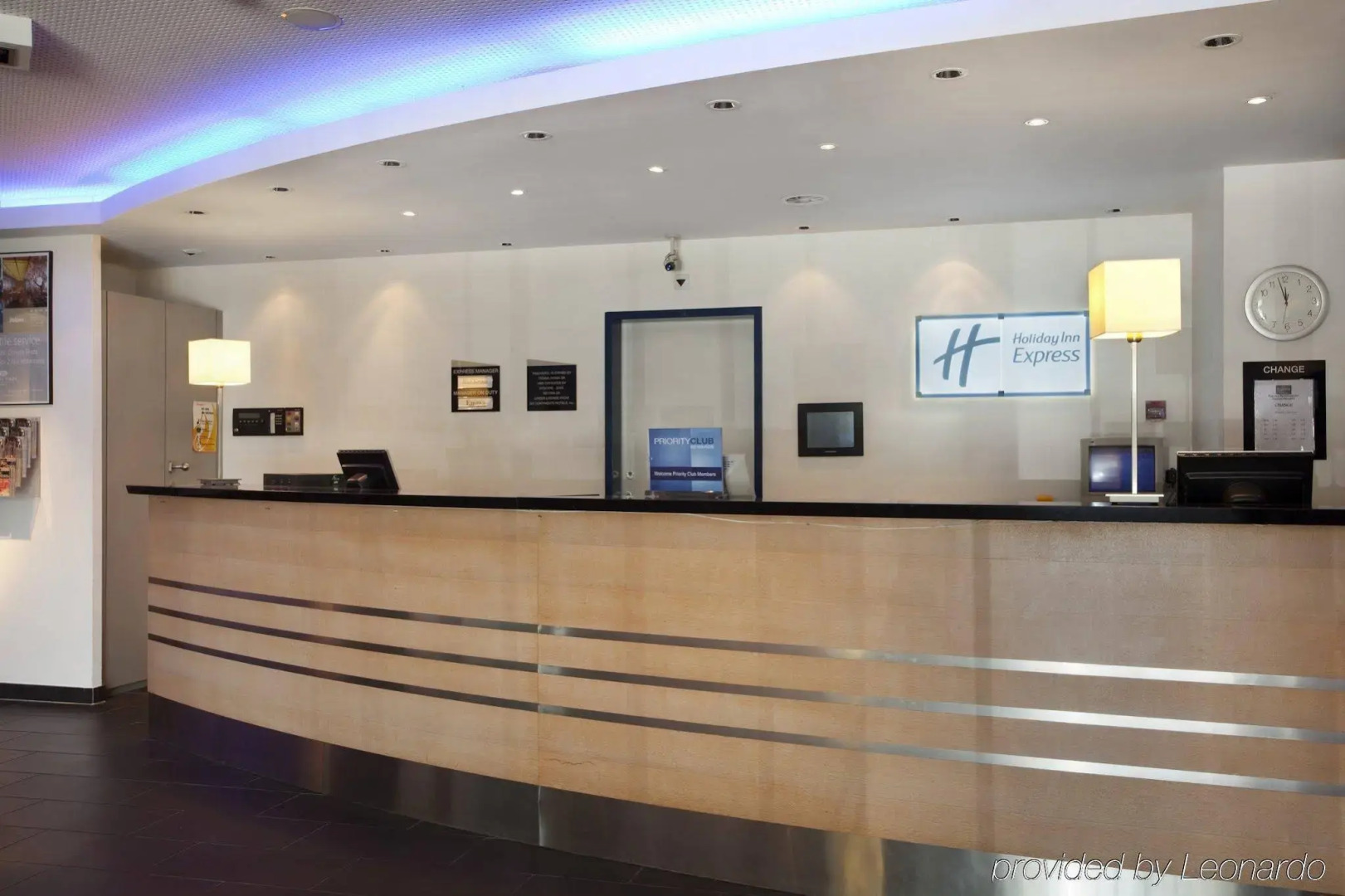 Holiday Inn Express Geneva Airport by IHG