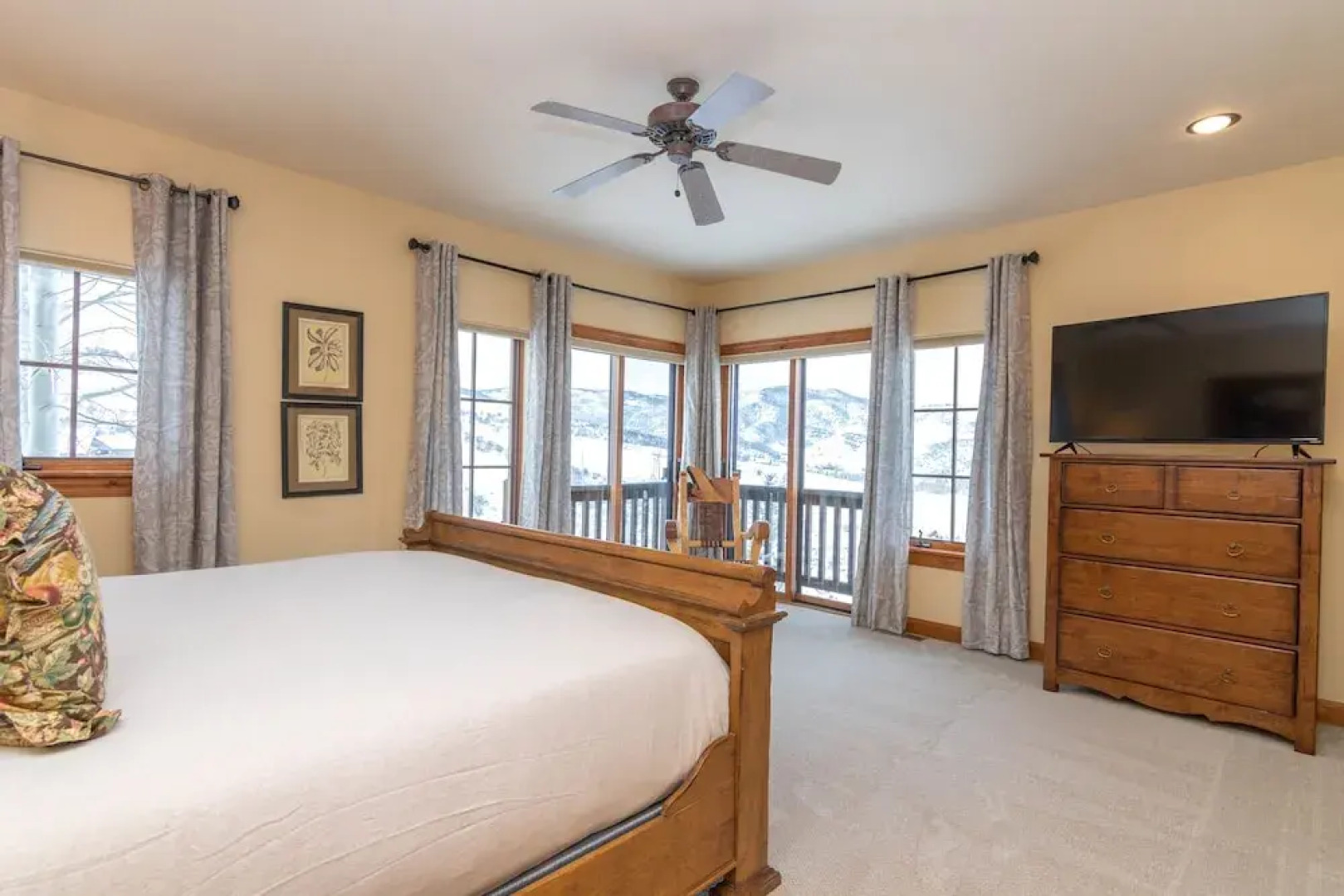 1054 Gold Dust Dr Edwards Home by RedAwning