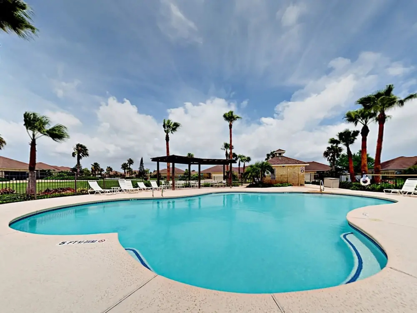 44 Golf House Rd Townhouse 2 Bedrooms 2 Bathrooms Townhouse