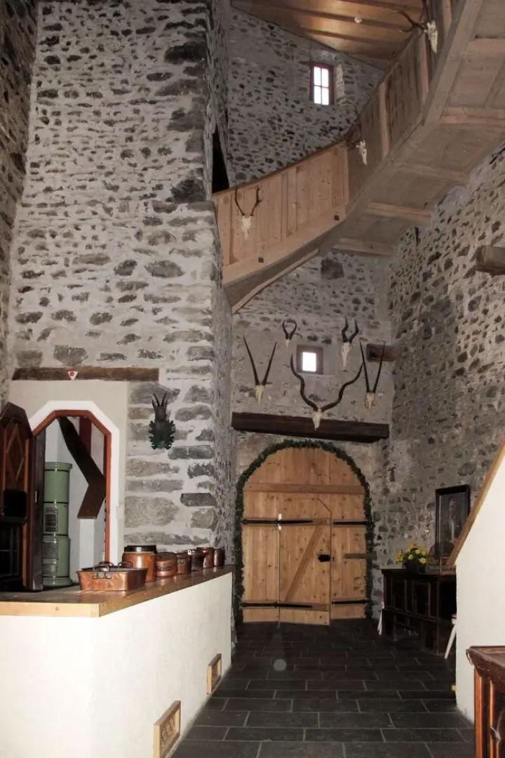 Burg Biedenegg Schrofenstein Flie