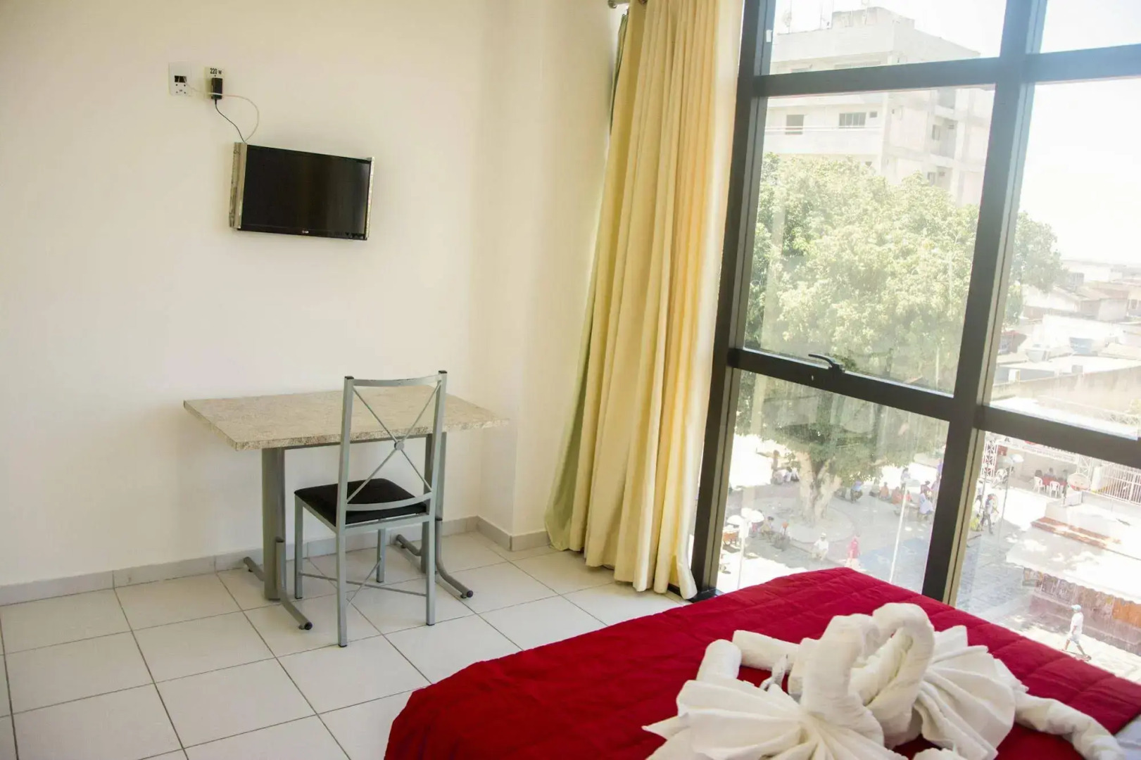 Falcão Hotel e Restaurante