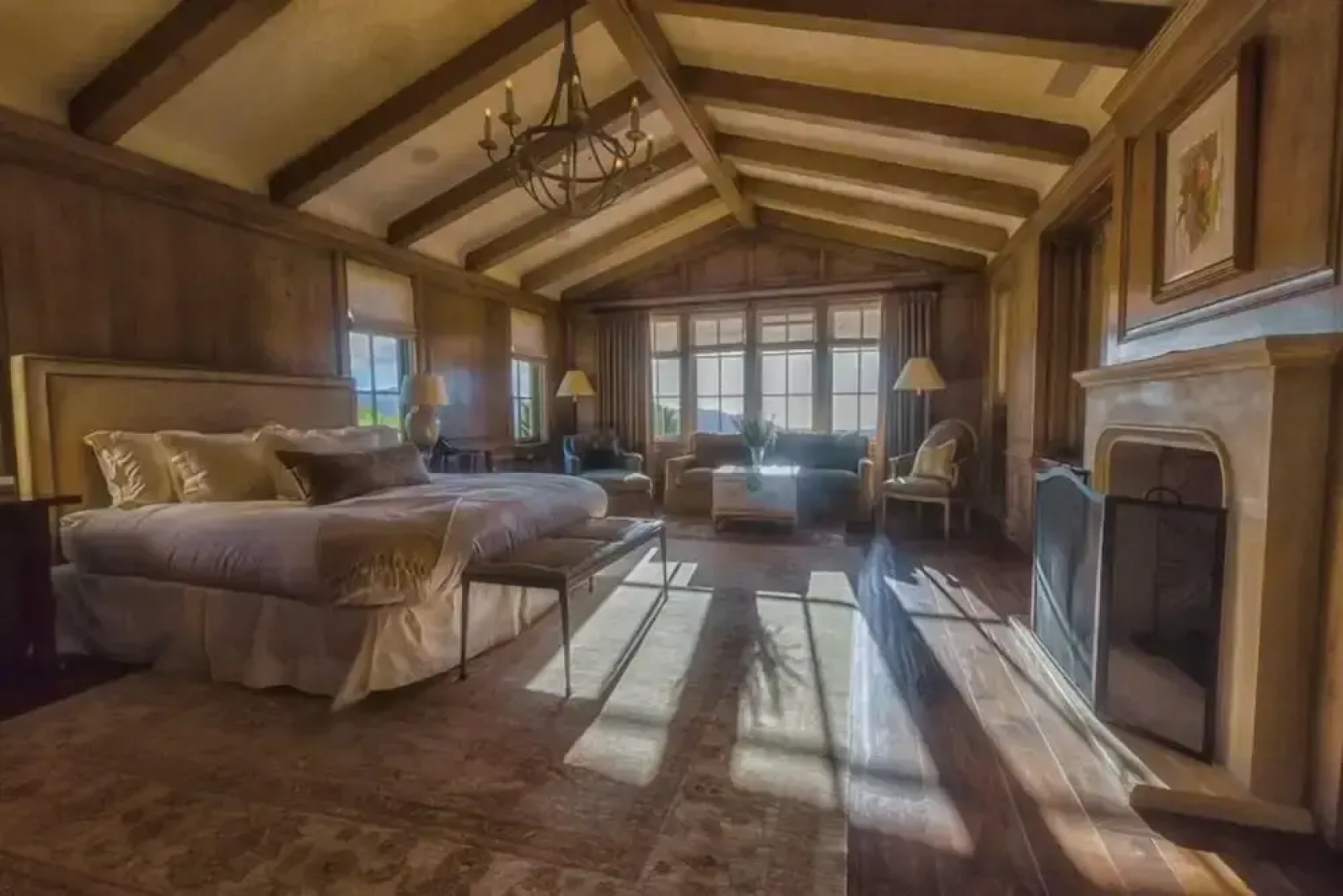 LX1 Chateau D' Renaitre Estate - Carmel-by-the-sea