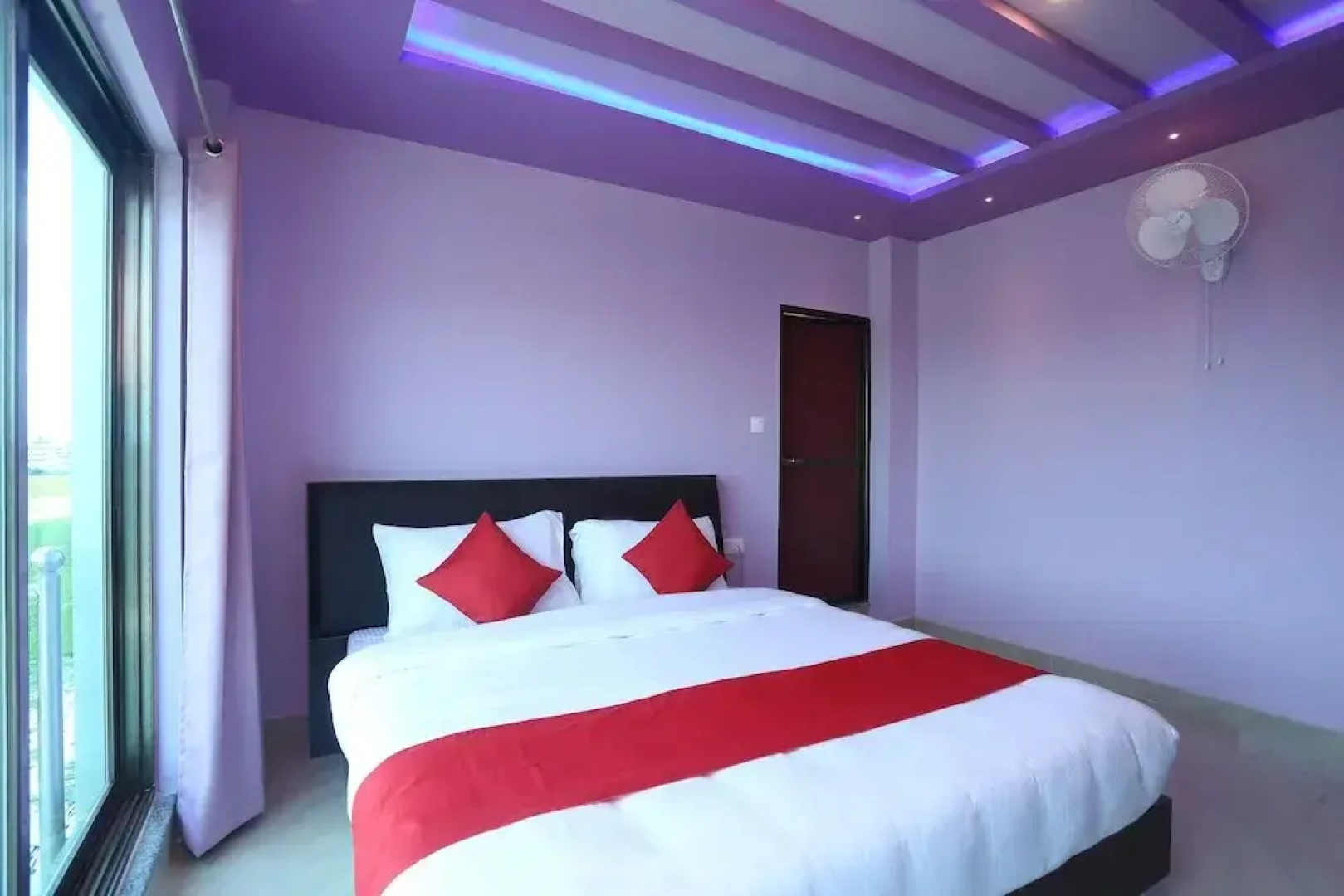 Capital O 629 Grand Cosmo Lumbini Hotel
