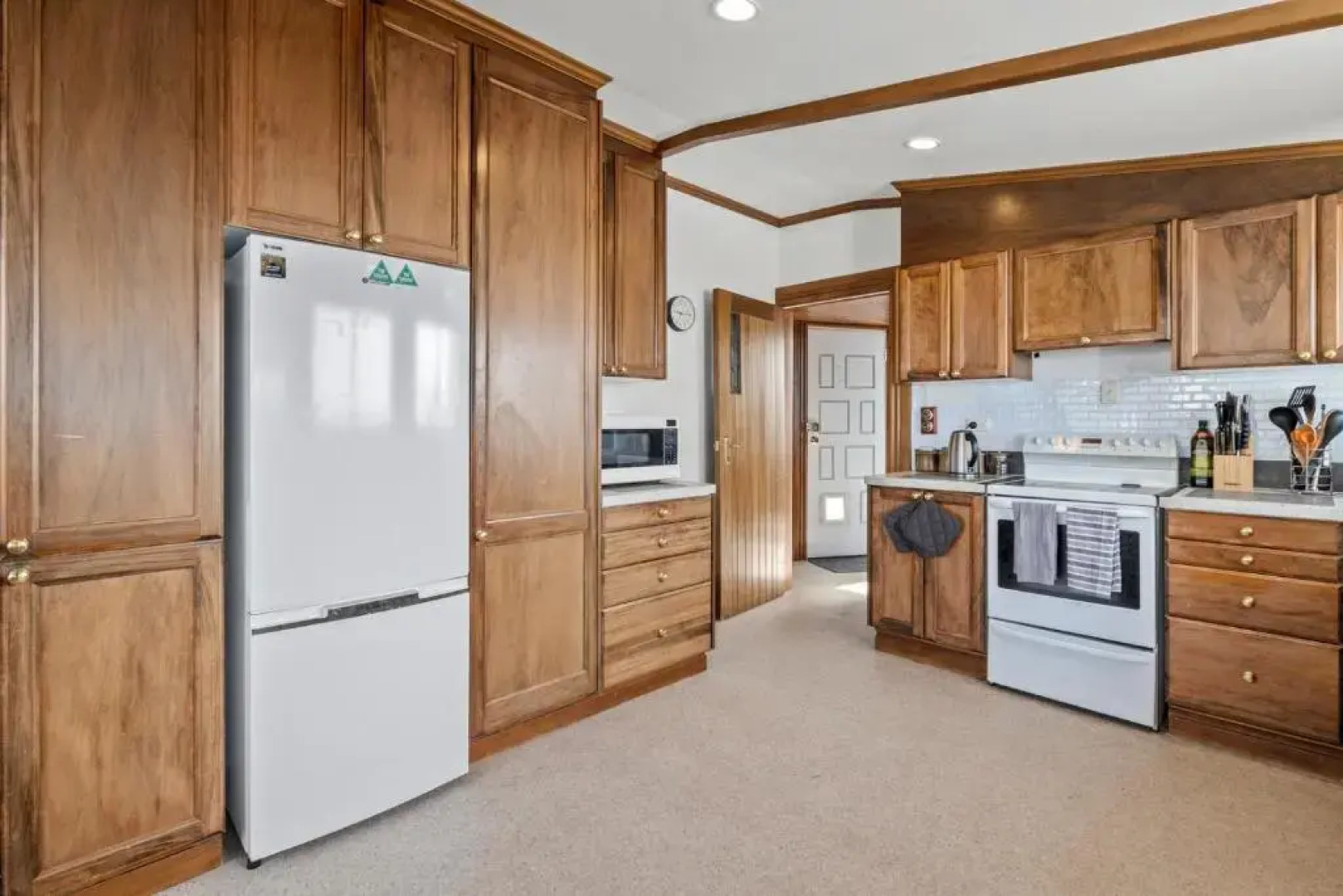 The Professor's Beach House - Brighton Holiday Home