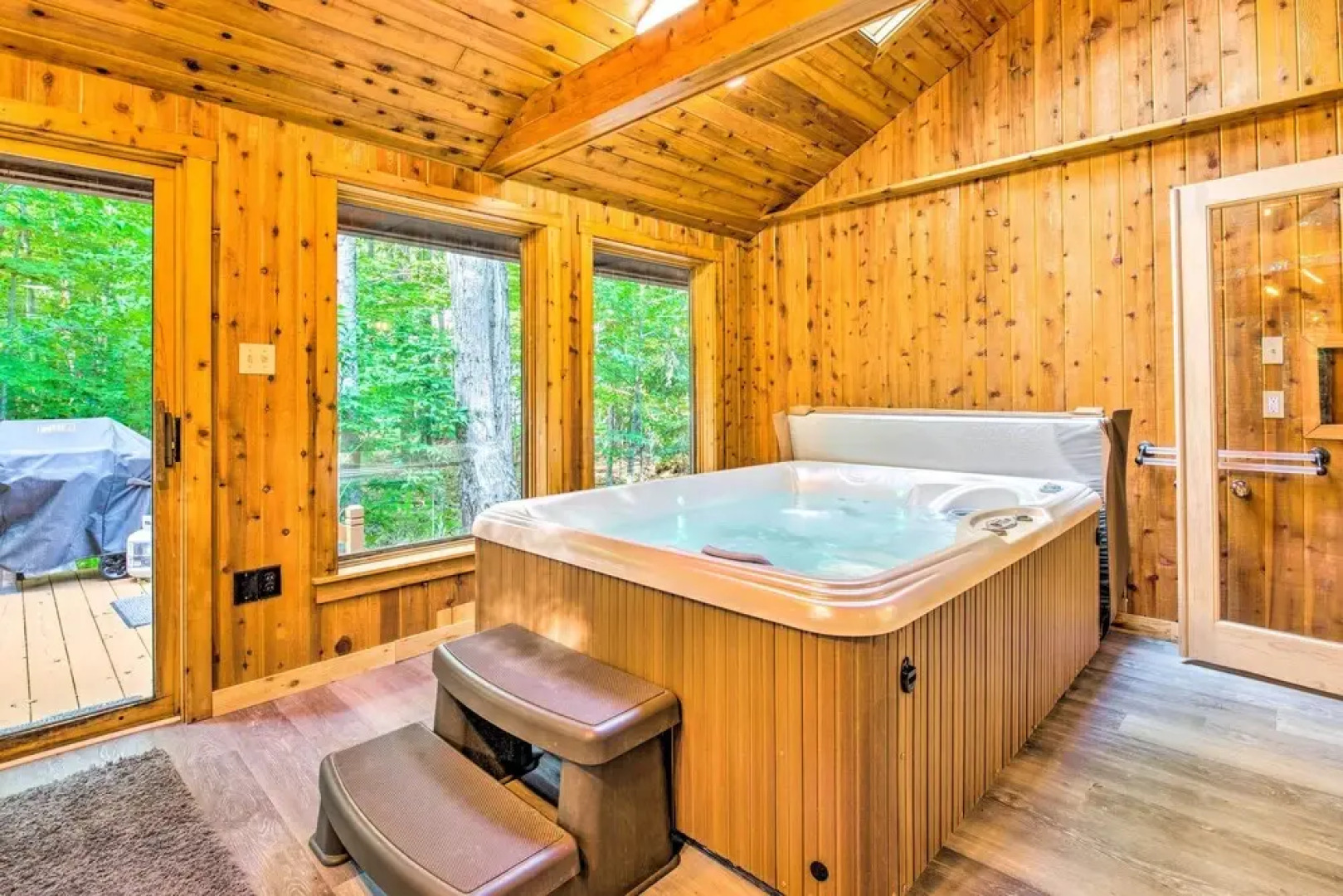 Pet-friendly Pocono Pines Rental w/ Hot Tub!