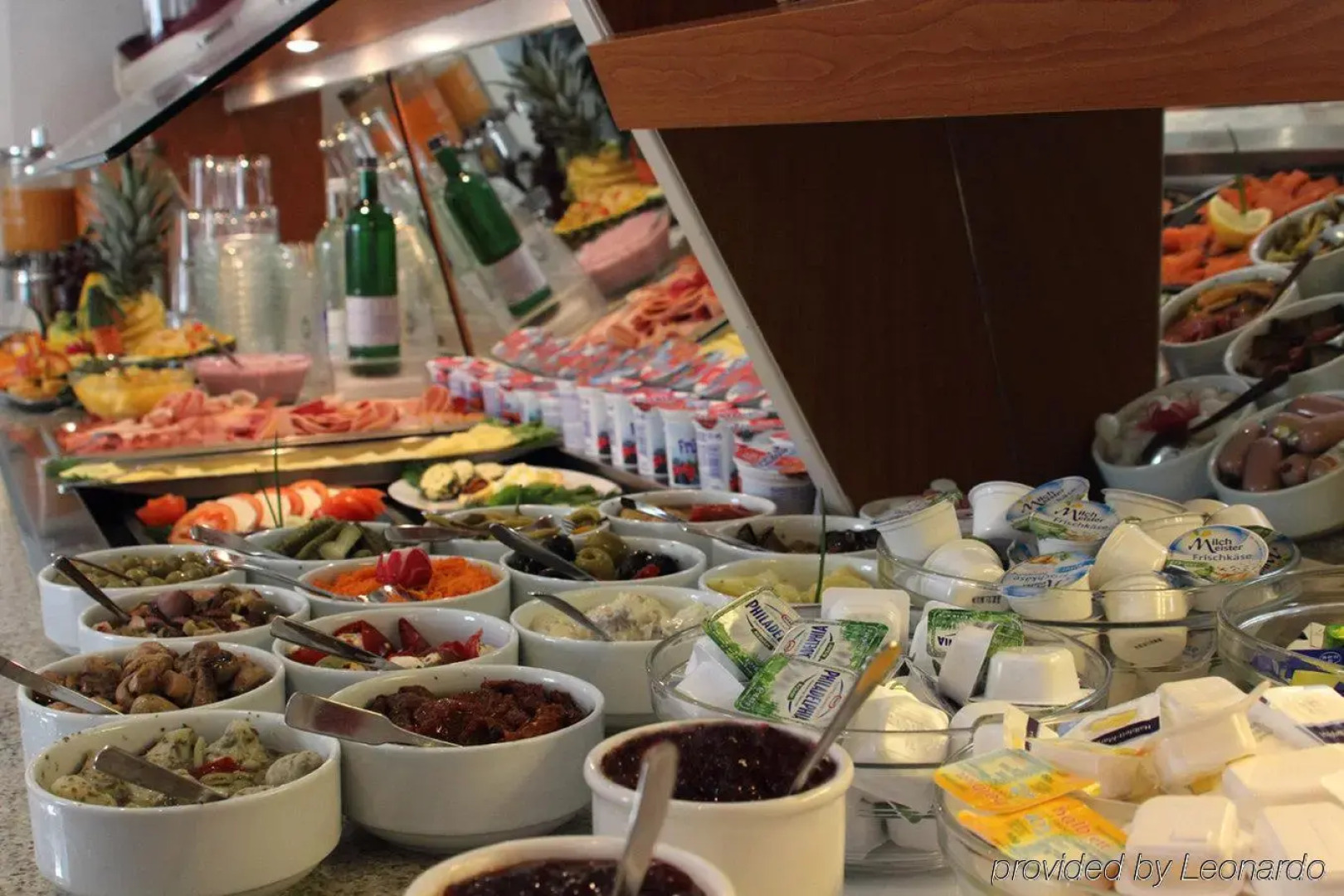 Airport Domizil Hotel