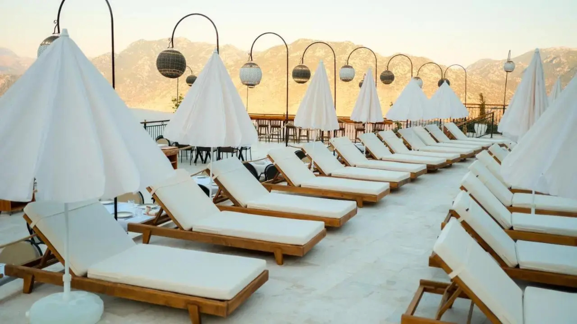 Xen Deluxe Boutique Hotel And Restaurant