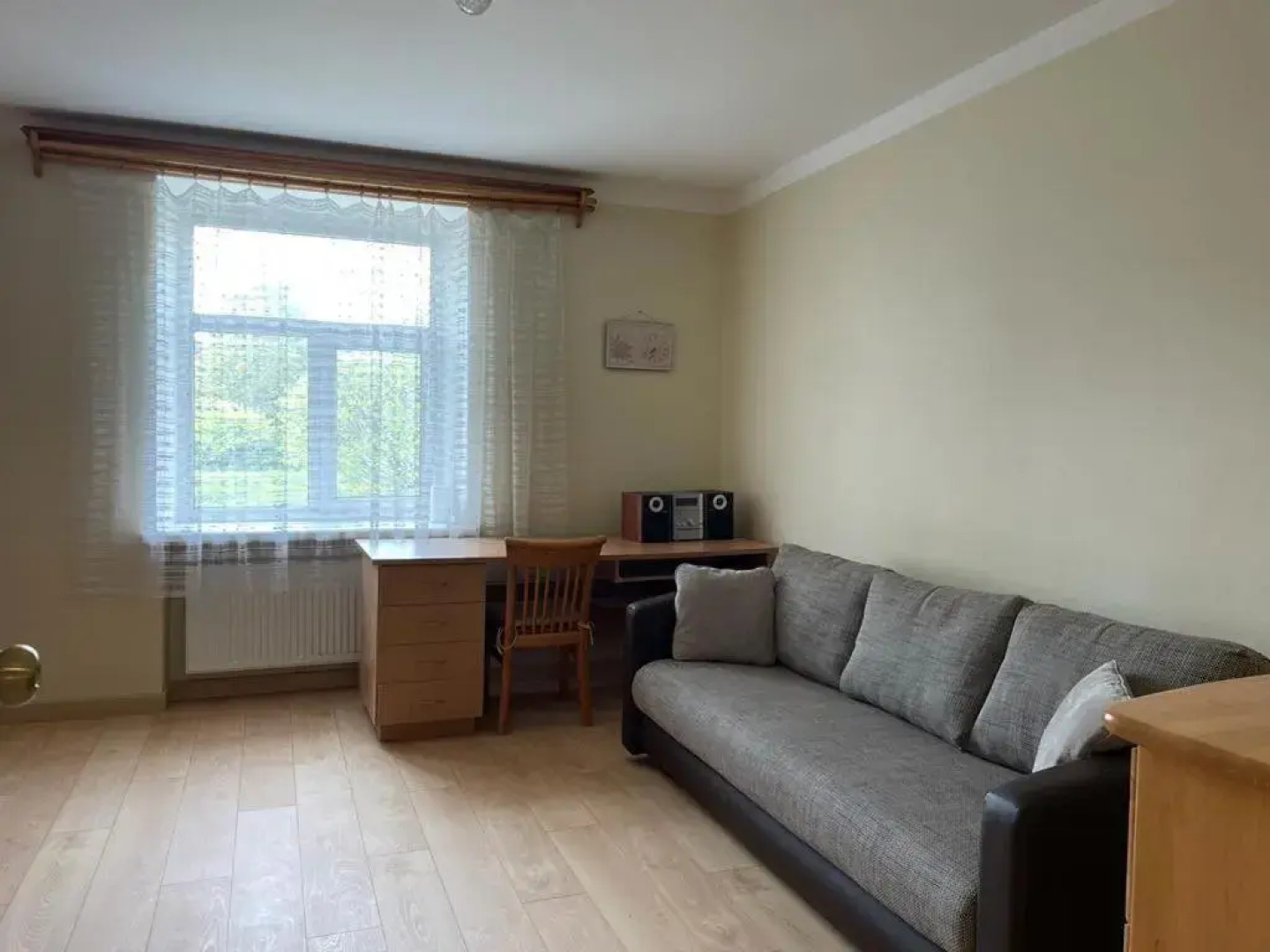 Spacious 3 bedroom apartment in great location
