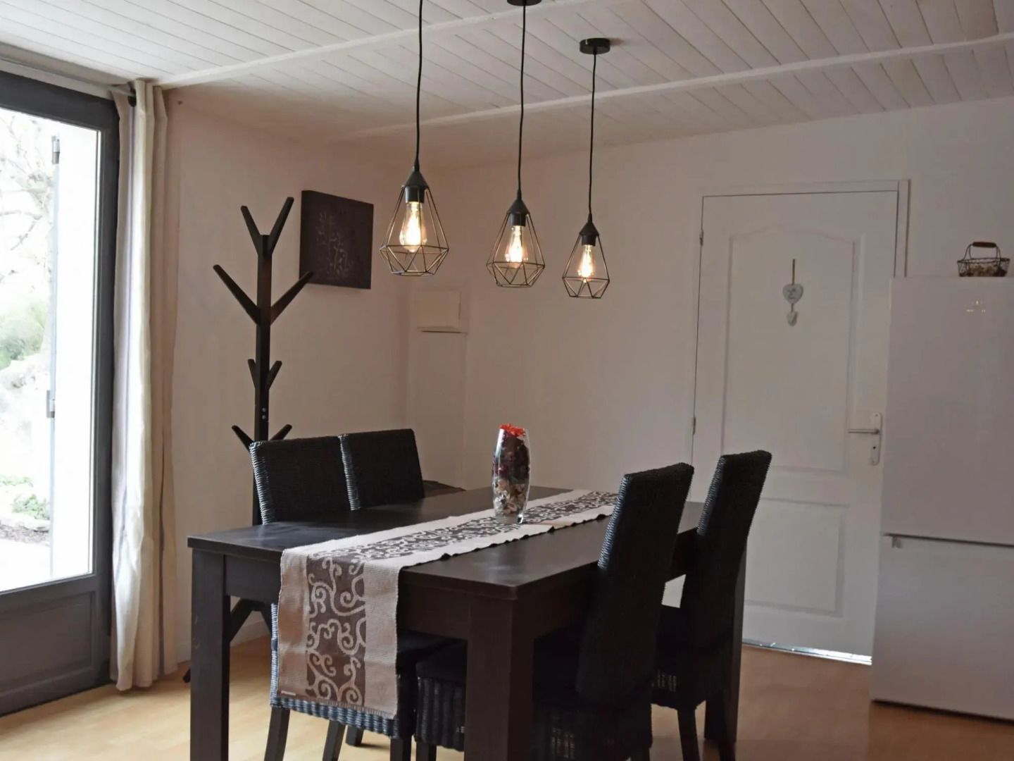 Villa With Private Pool and Enclosed Garden Between the Vineyards and Hiking Trails