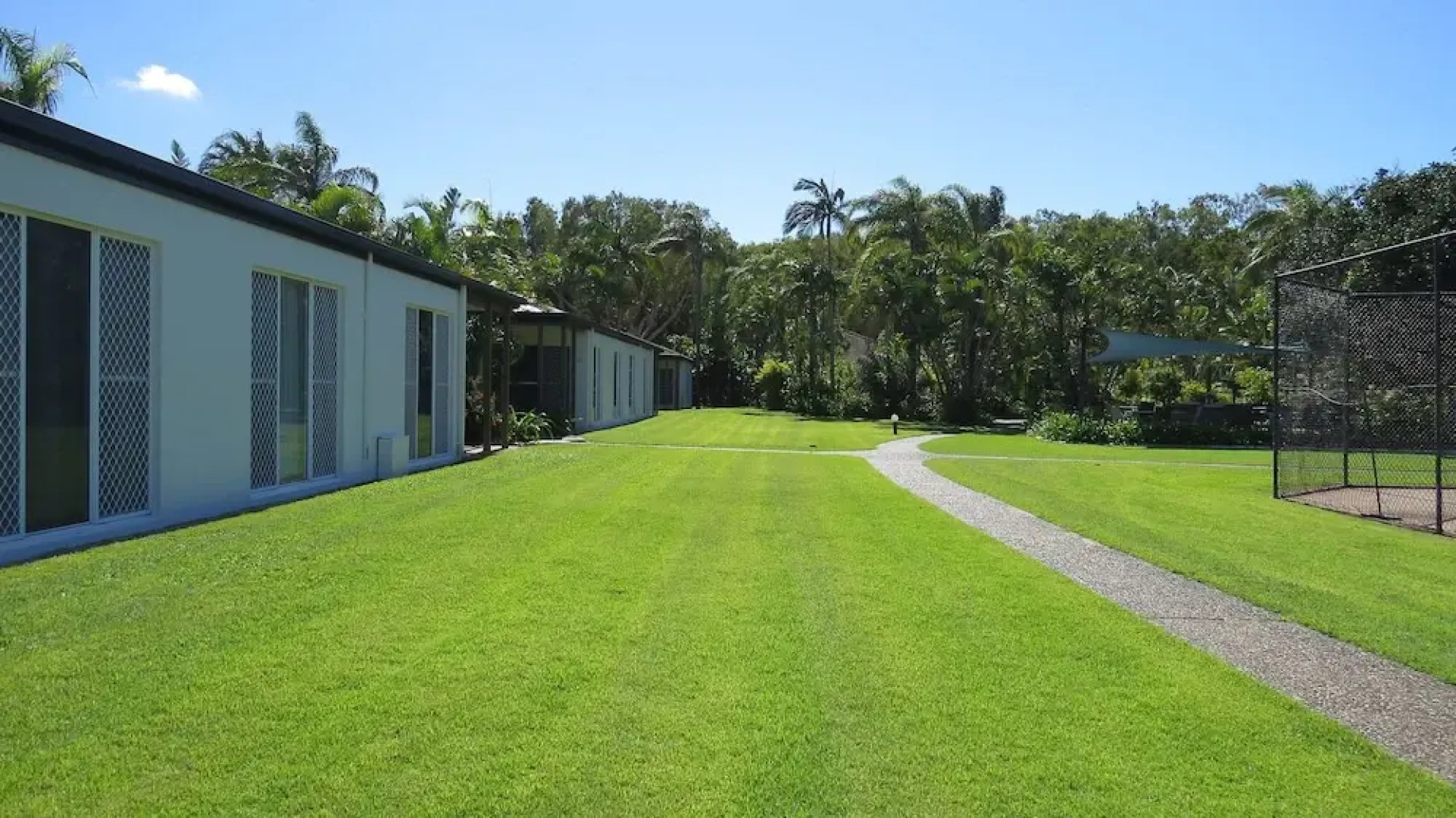 The Shores Holiday Apartments