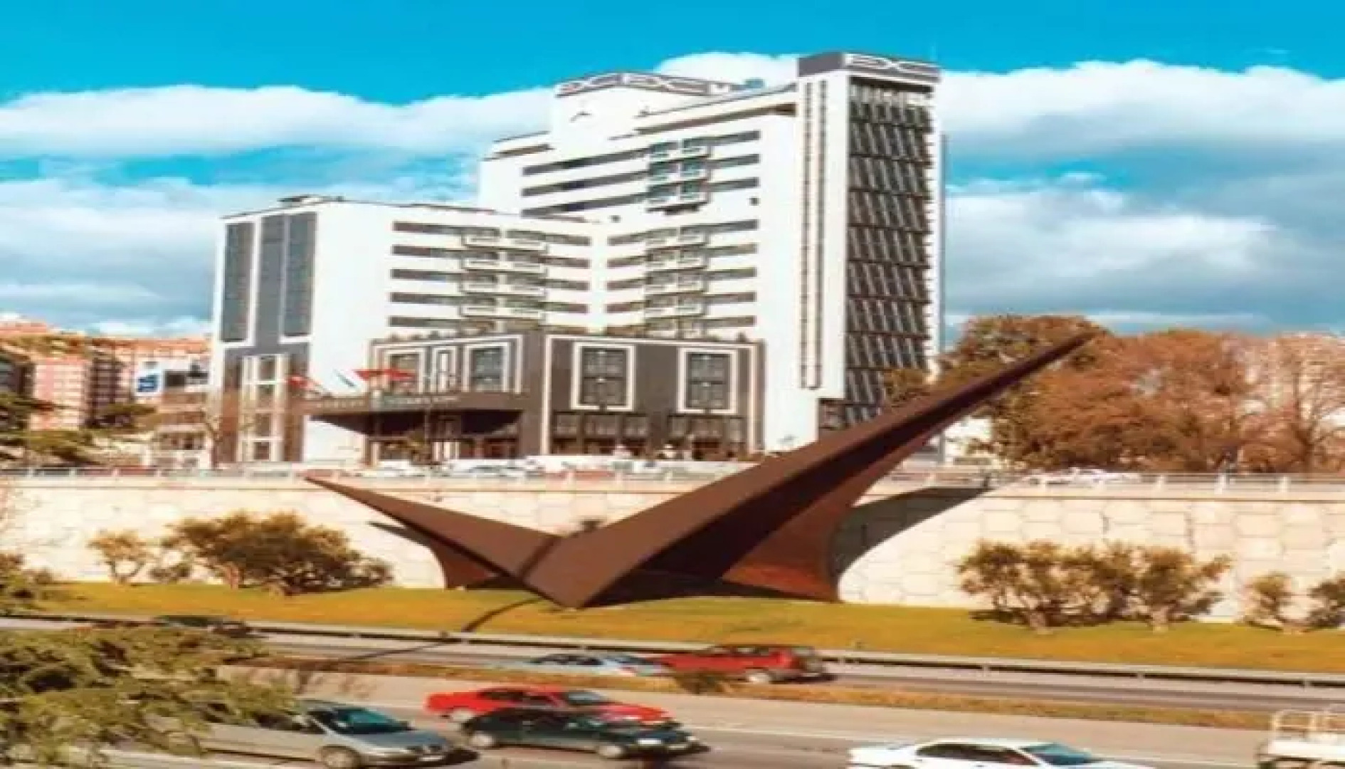 Foxa M30 Suites & Resort