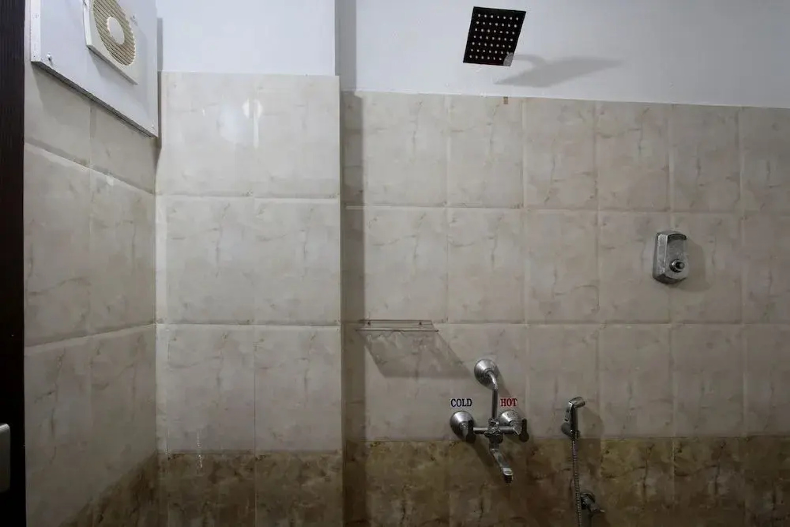 Oyo 22441 Hotel Shanthala Boarding And Lodge