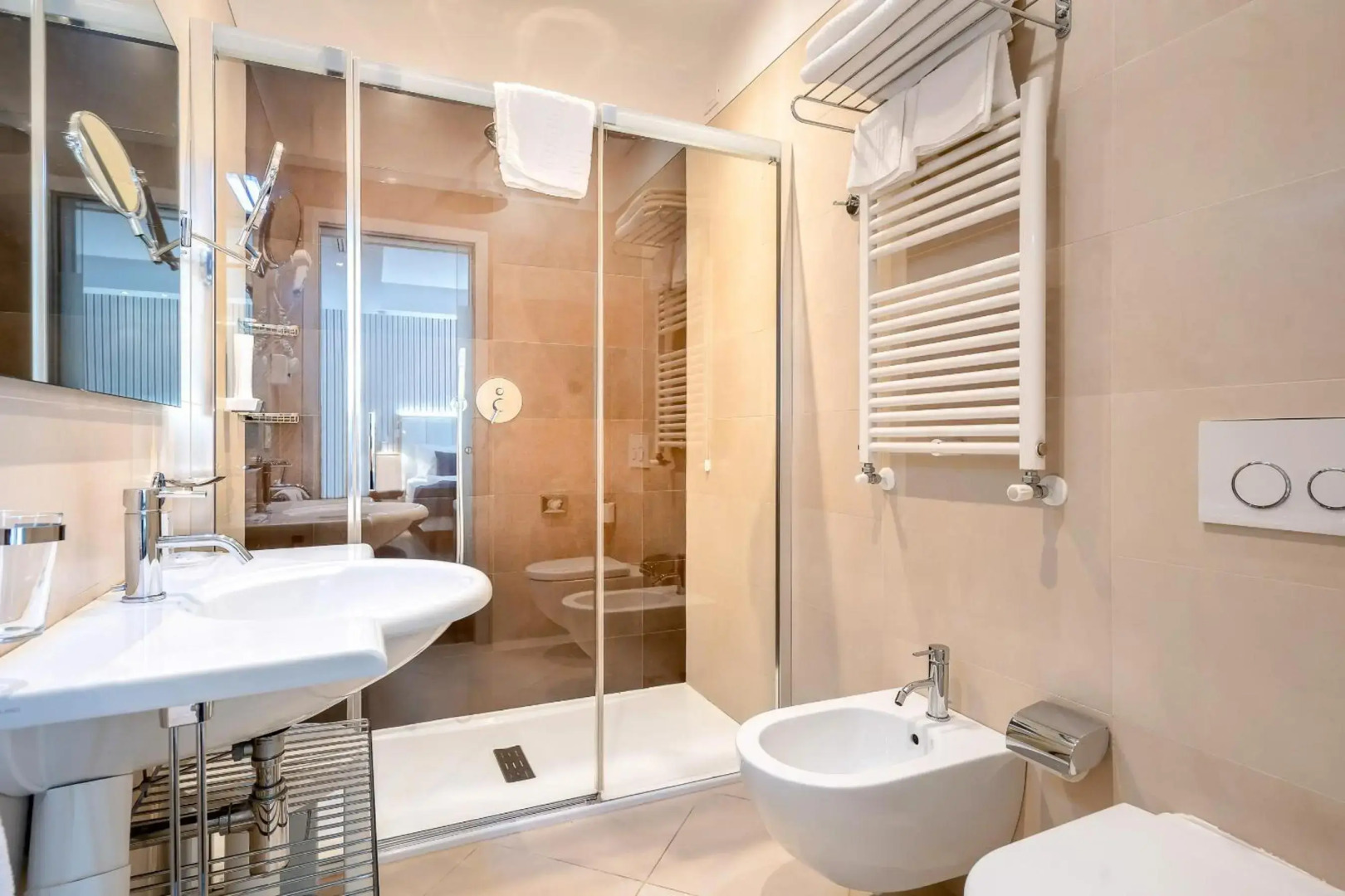 International Beach Hotel