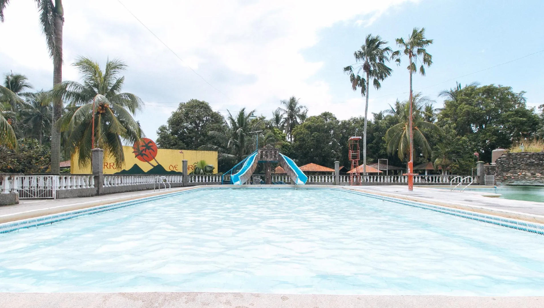 RedDoorz @ Tierra De Oro Resort