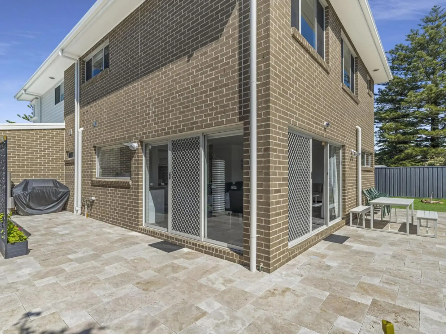 SEA MIST Gerringong 4pm Check Out Sundays