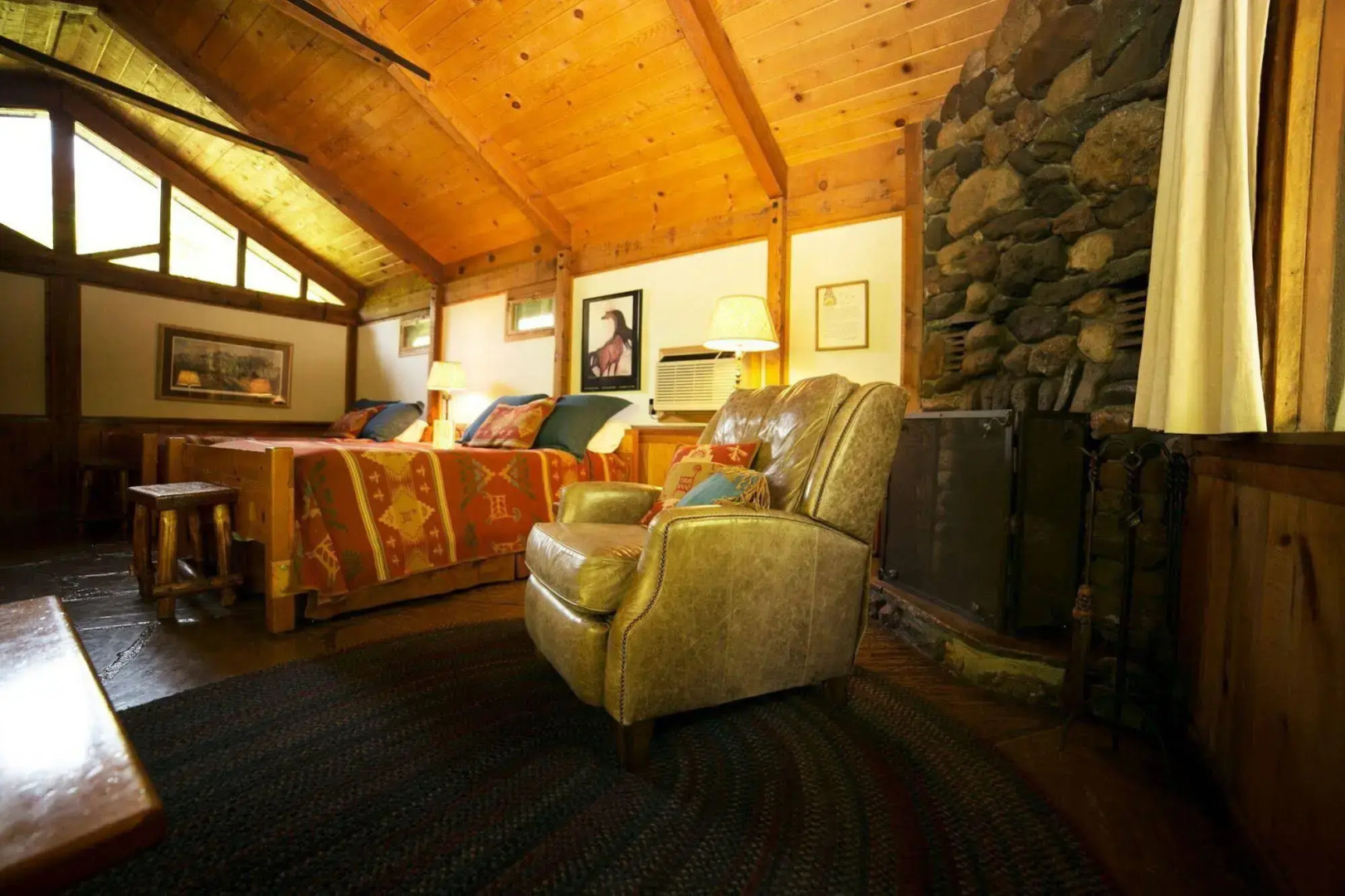 Orchard Canyon on Oak Creek