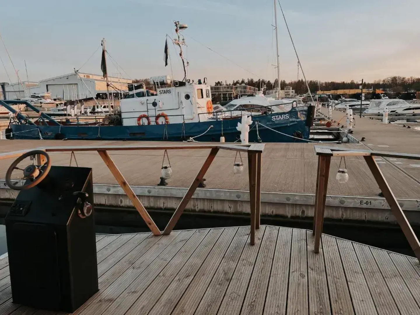 Cozy Floating house with sauna