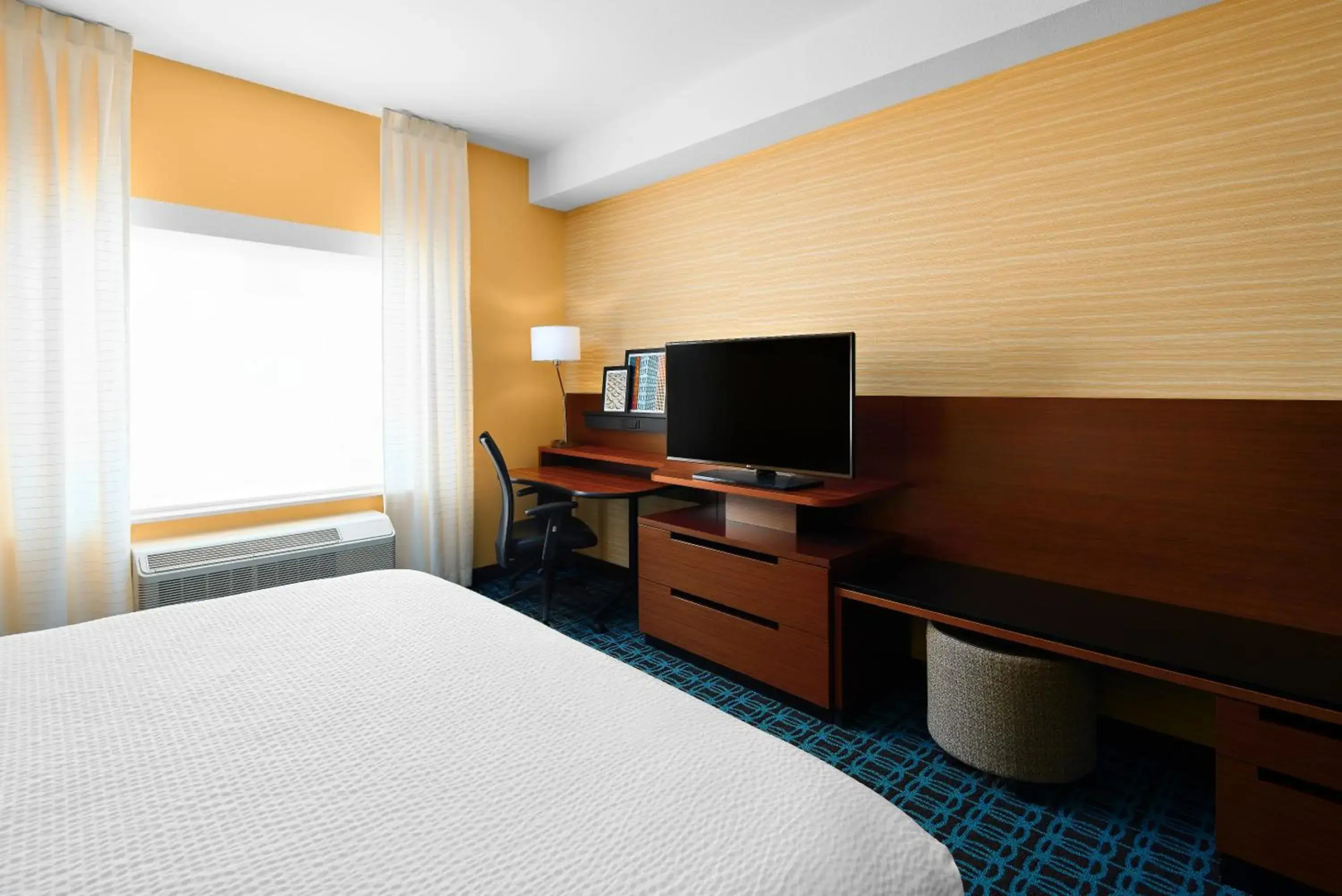 Fairfield Inn & Suites Fresno Yosemite International Airport