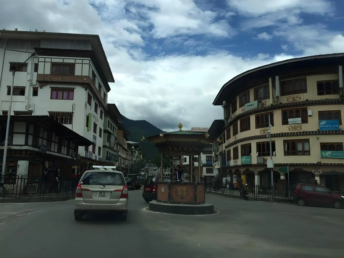Hotel River Valley