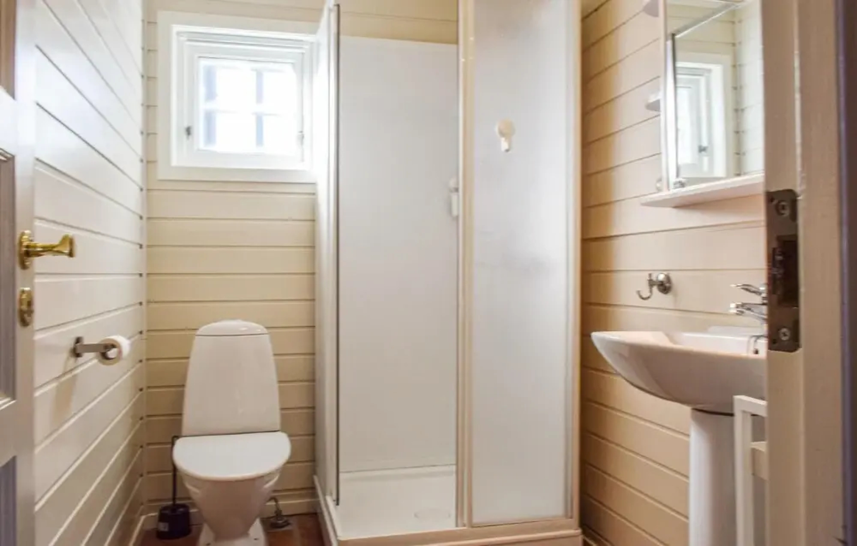 Amazing Home in Lindesnes With 5 Bedrooms, Indoor Swimming Pool and Wifi