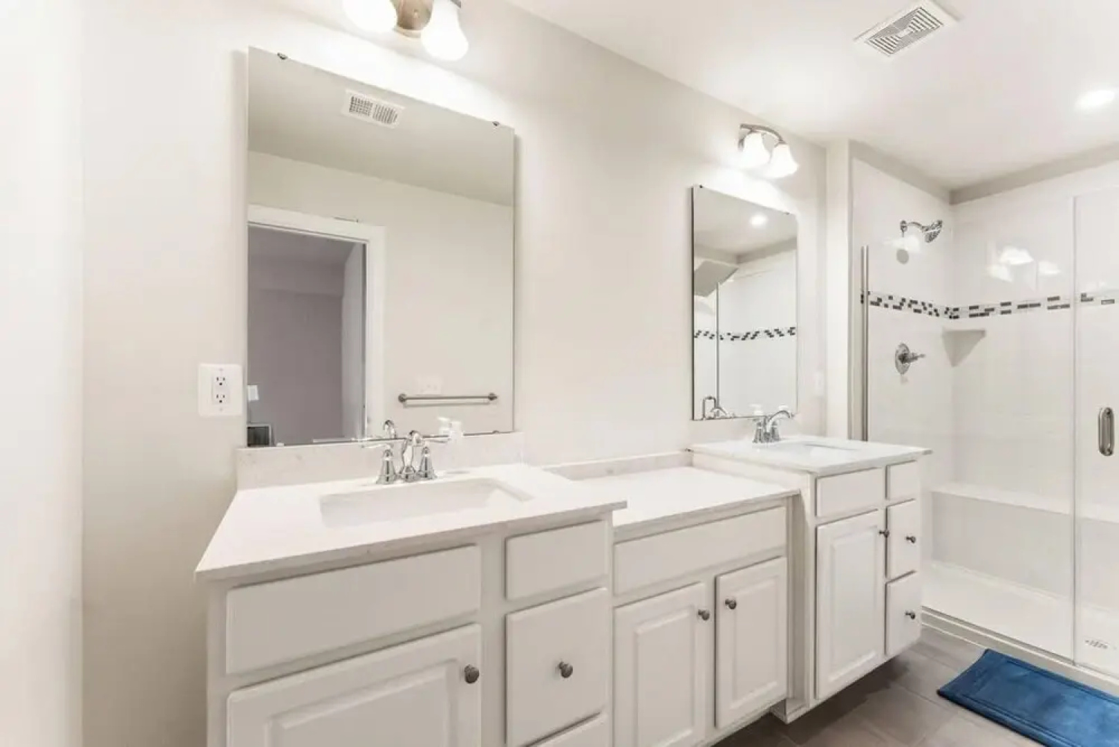 Ashburn 4-br Homestay Close to Dulles Metro