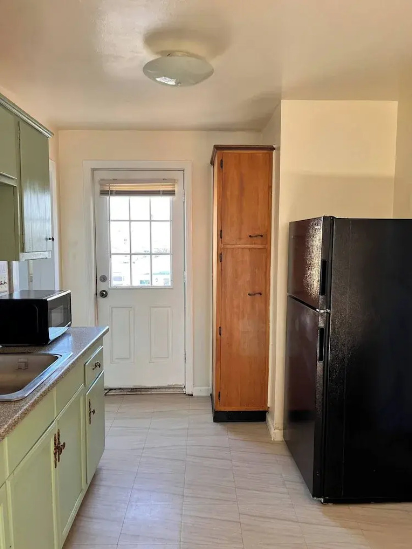 Amazing Three Bedrooms Apartment