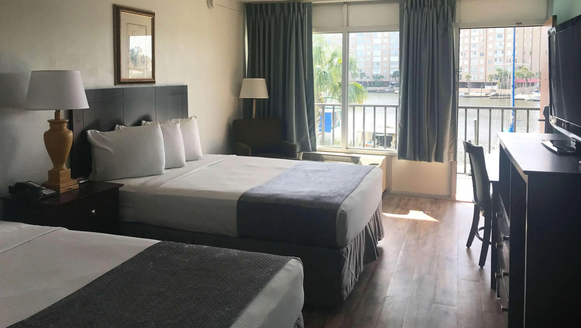 Magnuson Hotel Waterfront Marina New Port Richey