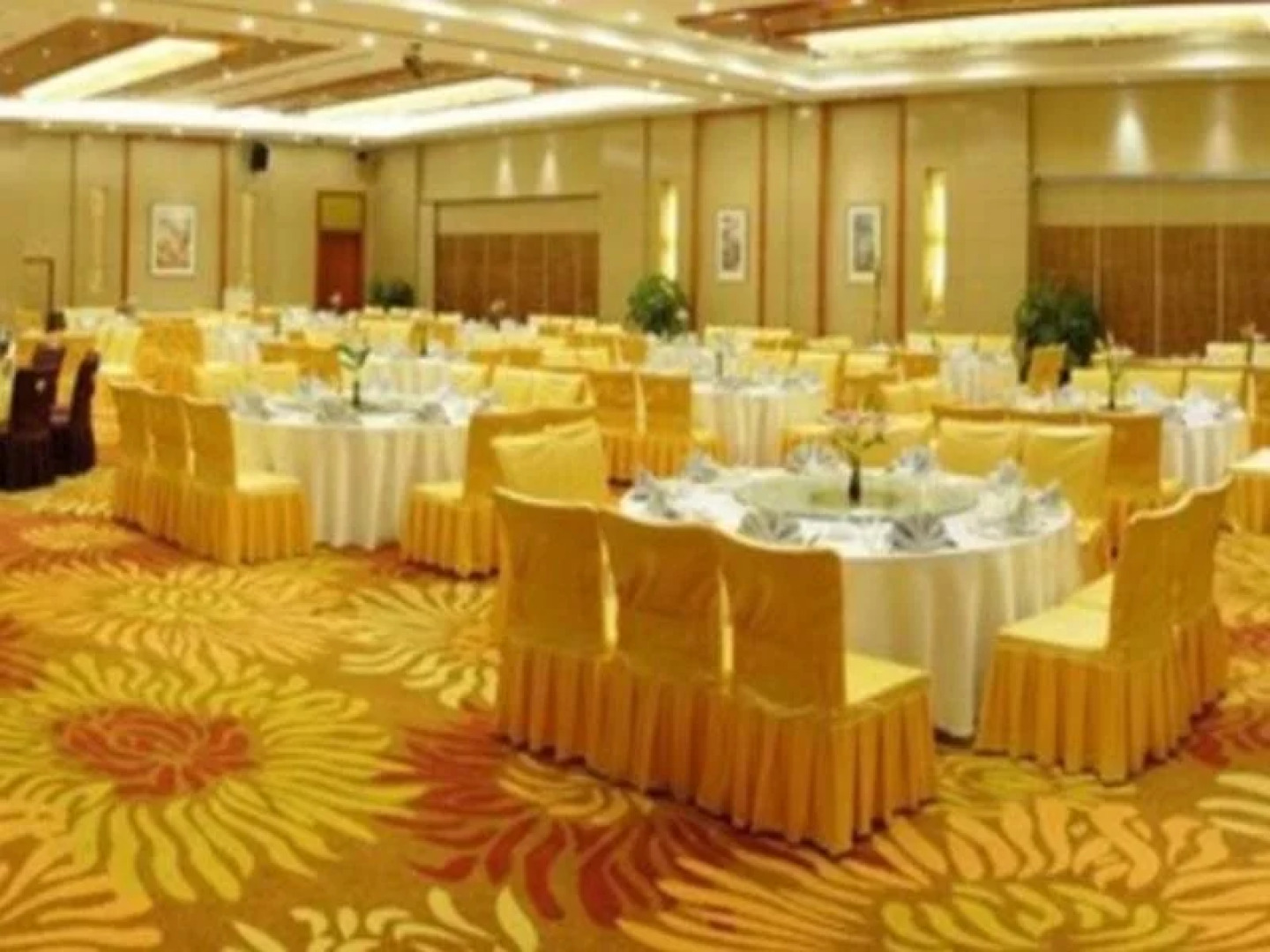Tengchong International Golf Resort Hotel