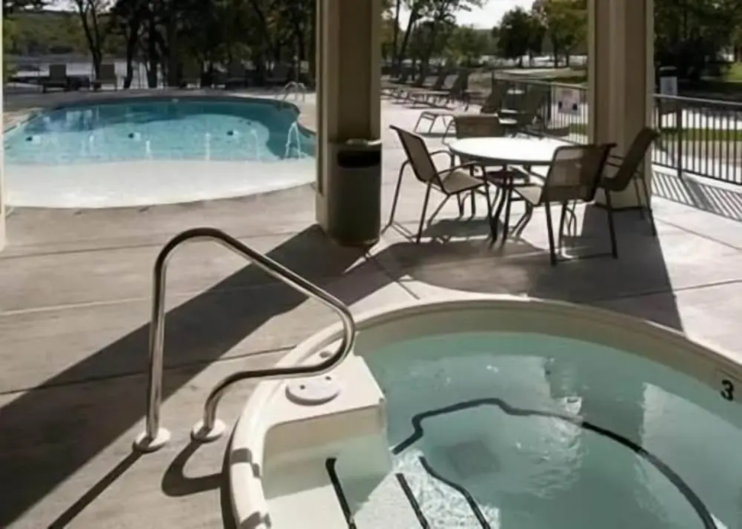 Port of Kimberling Marina & Resort