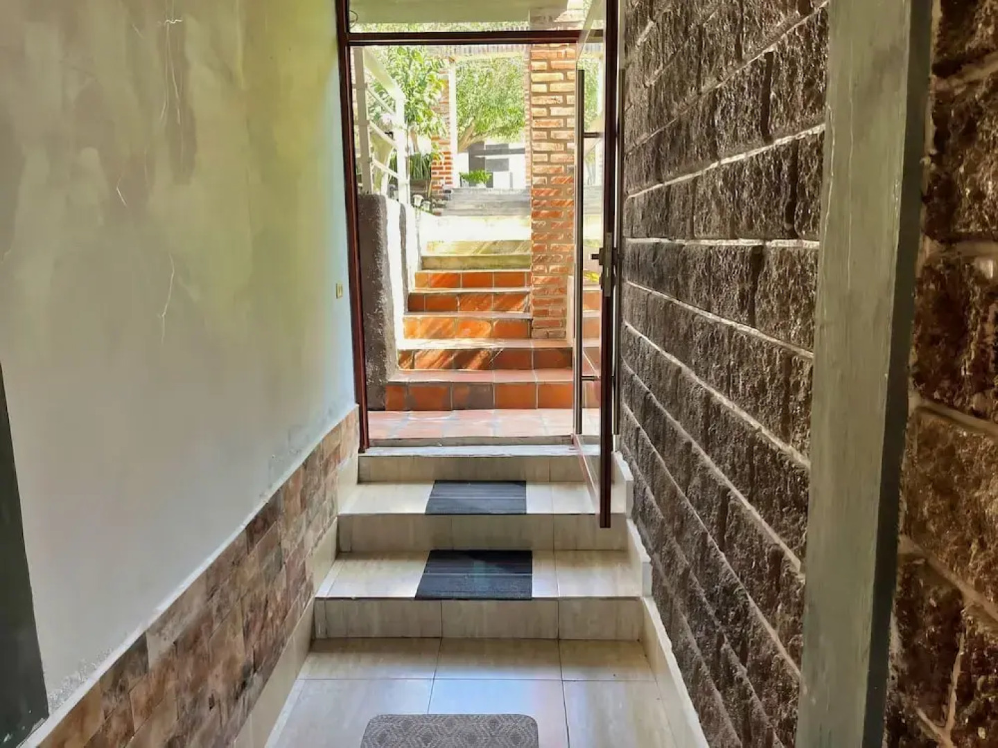 La Palapa & Posada Mía