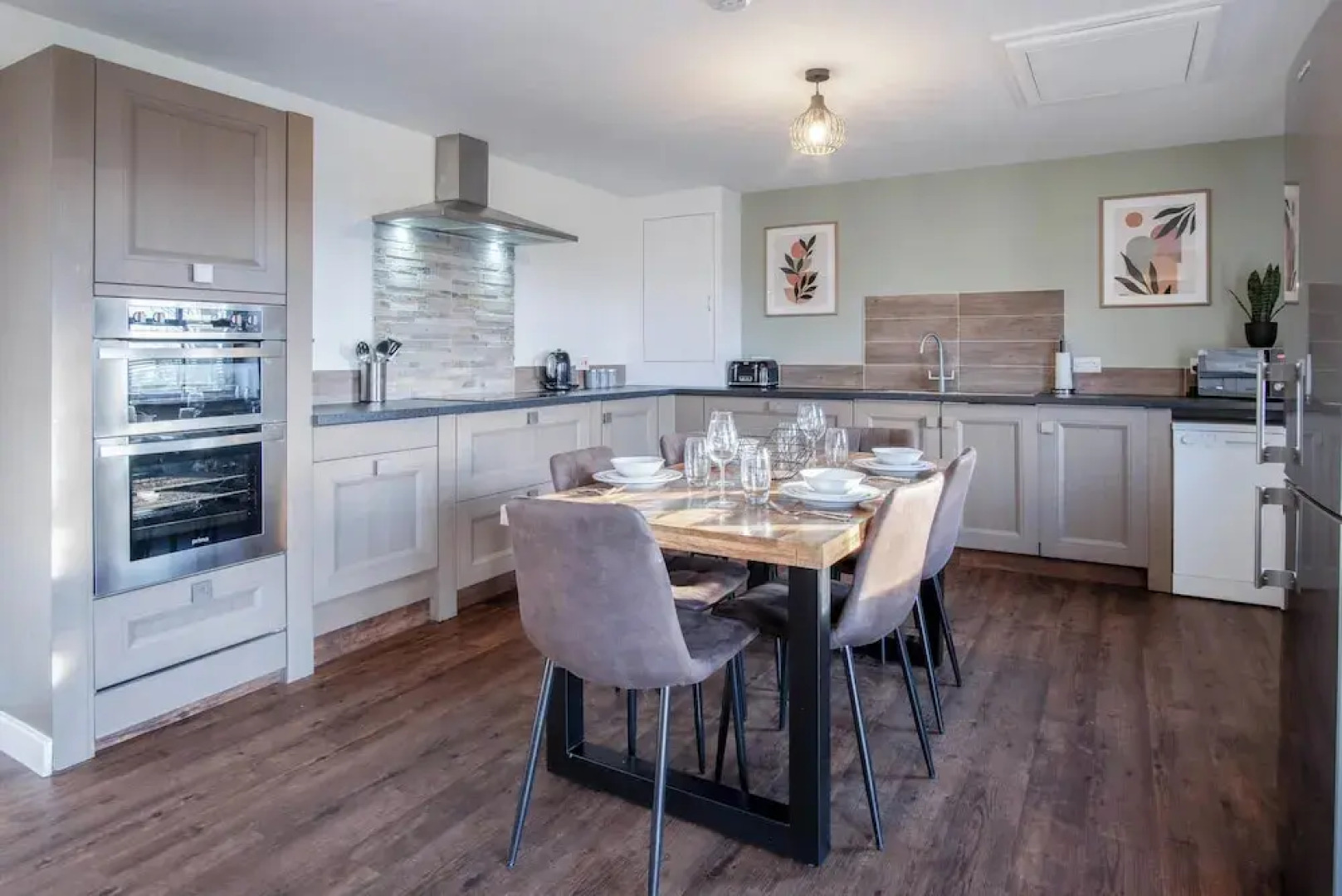 The Beacon - 3 Bed - Ludchurch