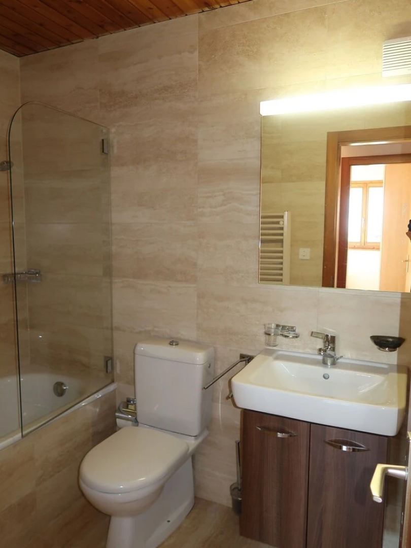 Genepi Vex in Vex With 4 Bedrooms and 3 Bathrooms