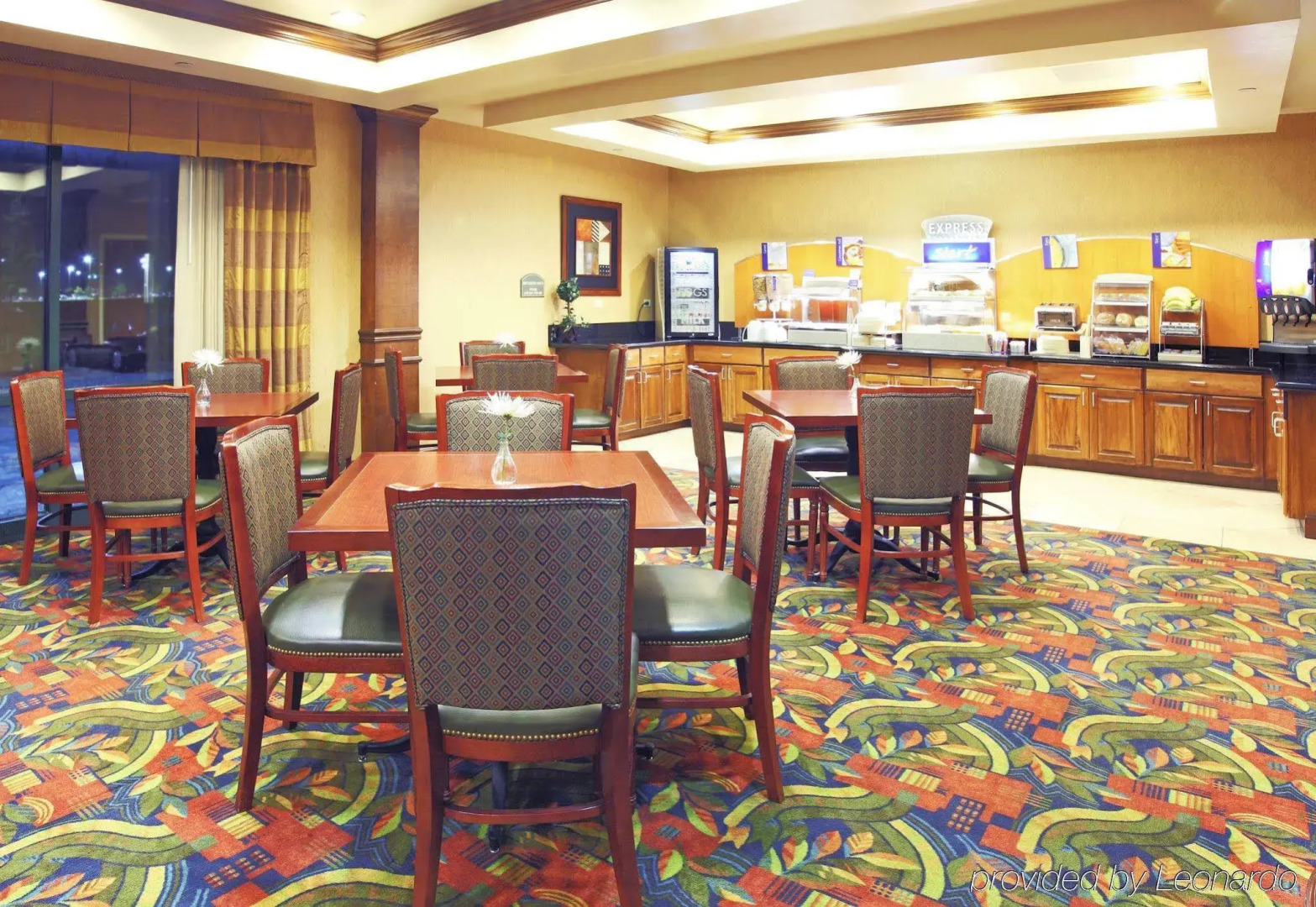 Holiday Inn Express & Suites Little Rock-West by IHG