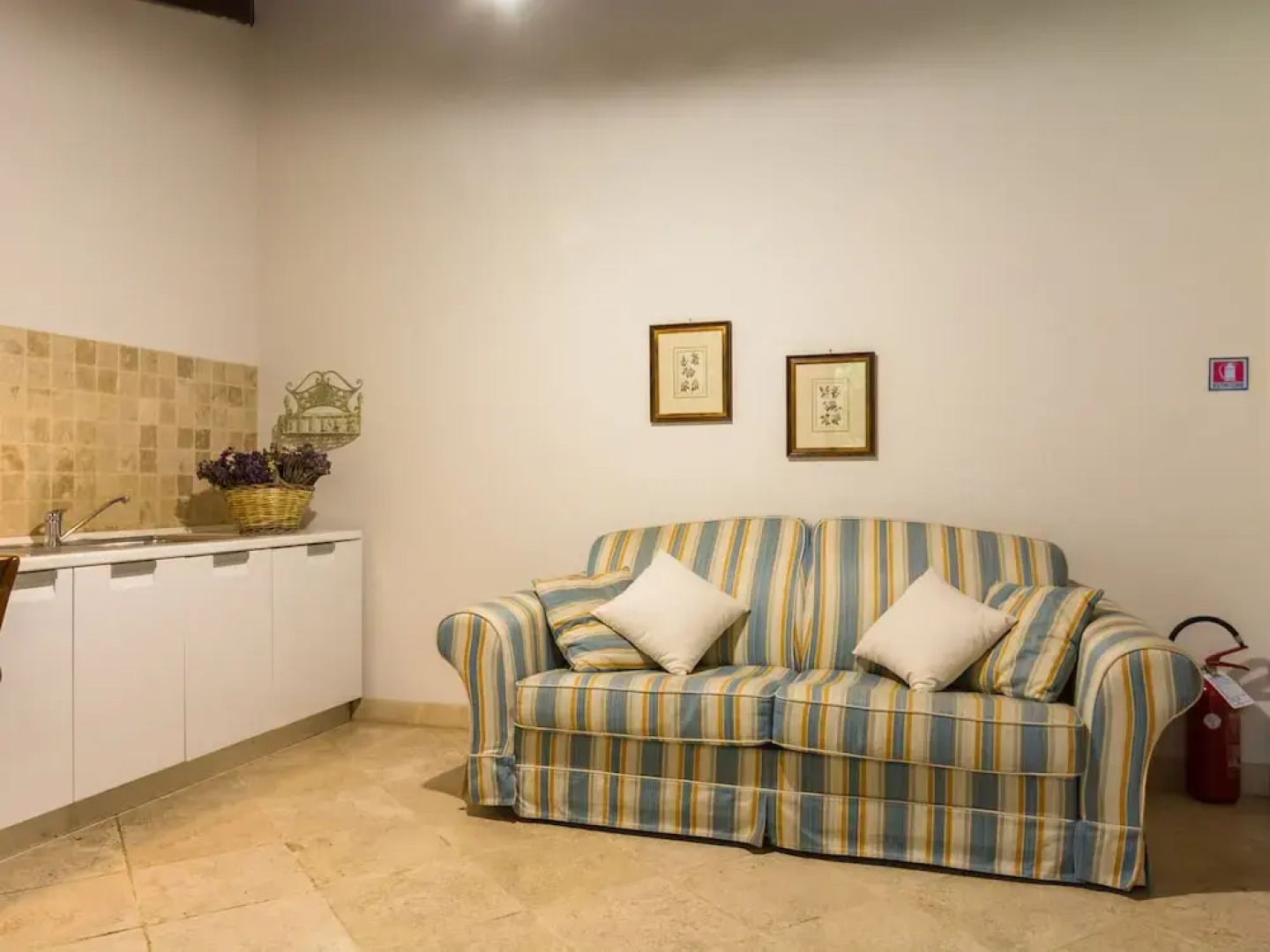 Pleasant Farmhouse in Rapolano Terme With Swimming Pool