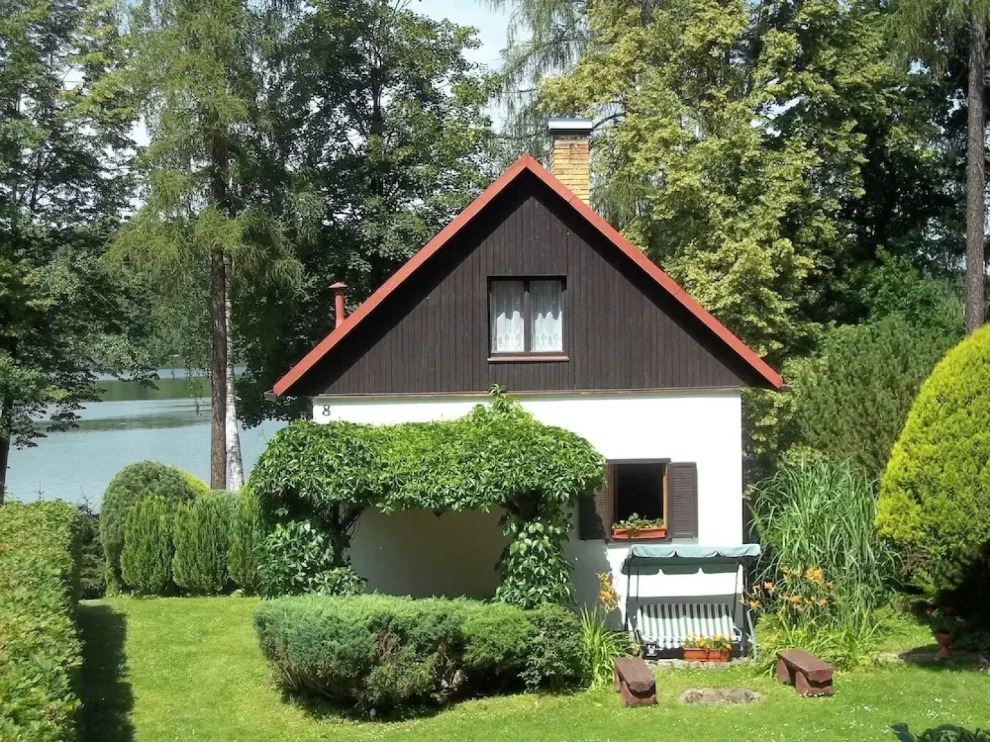 Charming Chalet in Cervená Recice With Fireplace