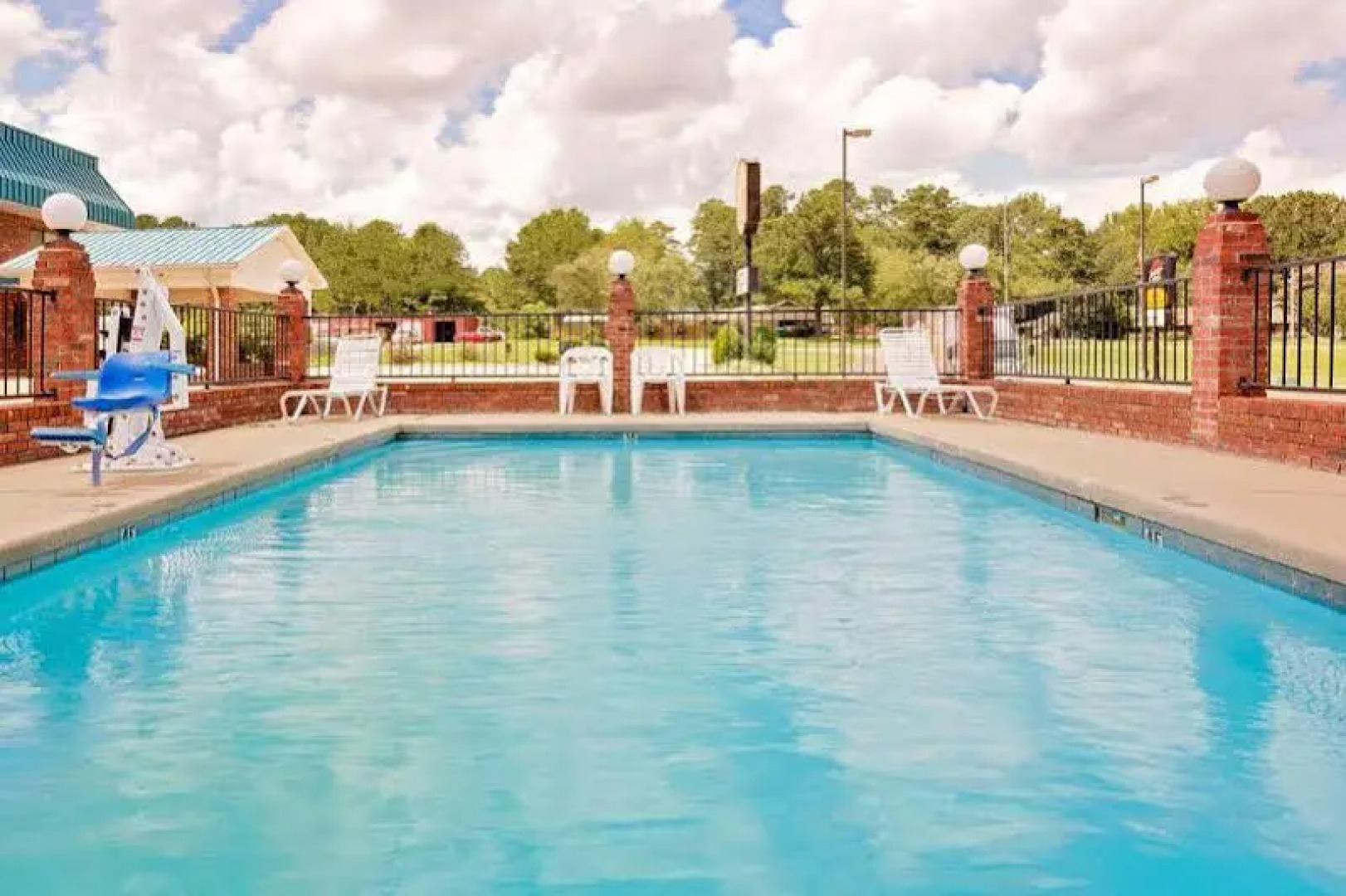 Super 8 By Wyndham Kosciusko