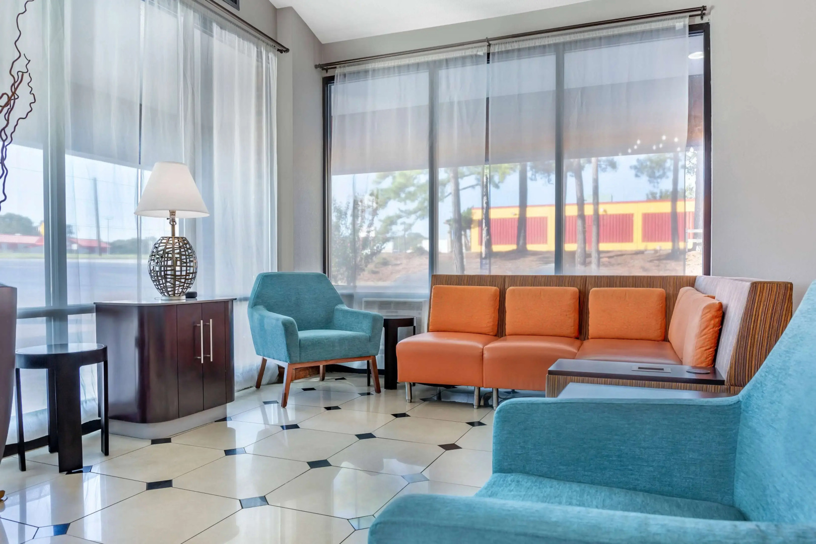 Days Inn & Suites by Wyndham Rocky Mount Golden East