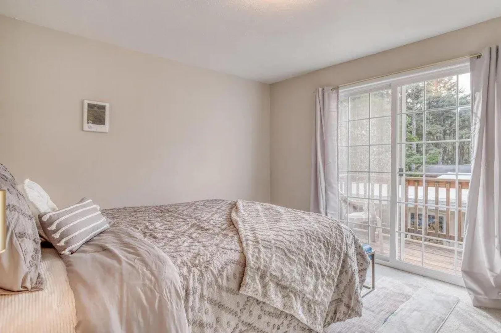 Manzanita Charm (MCA 125)