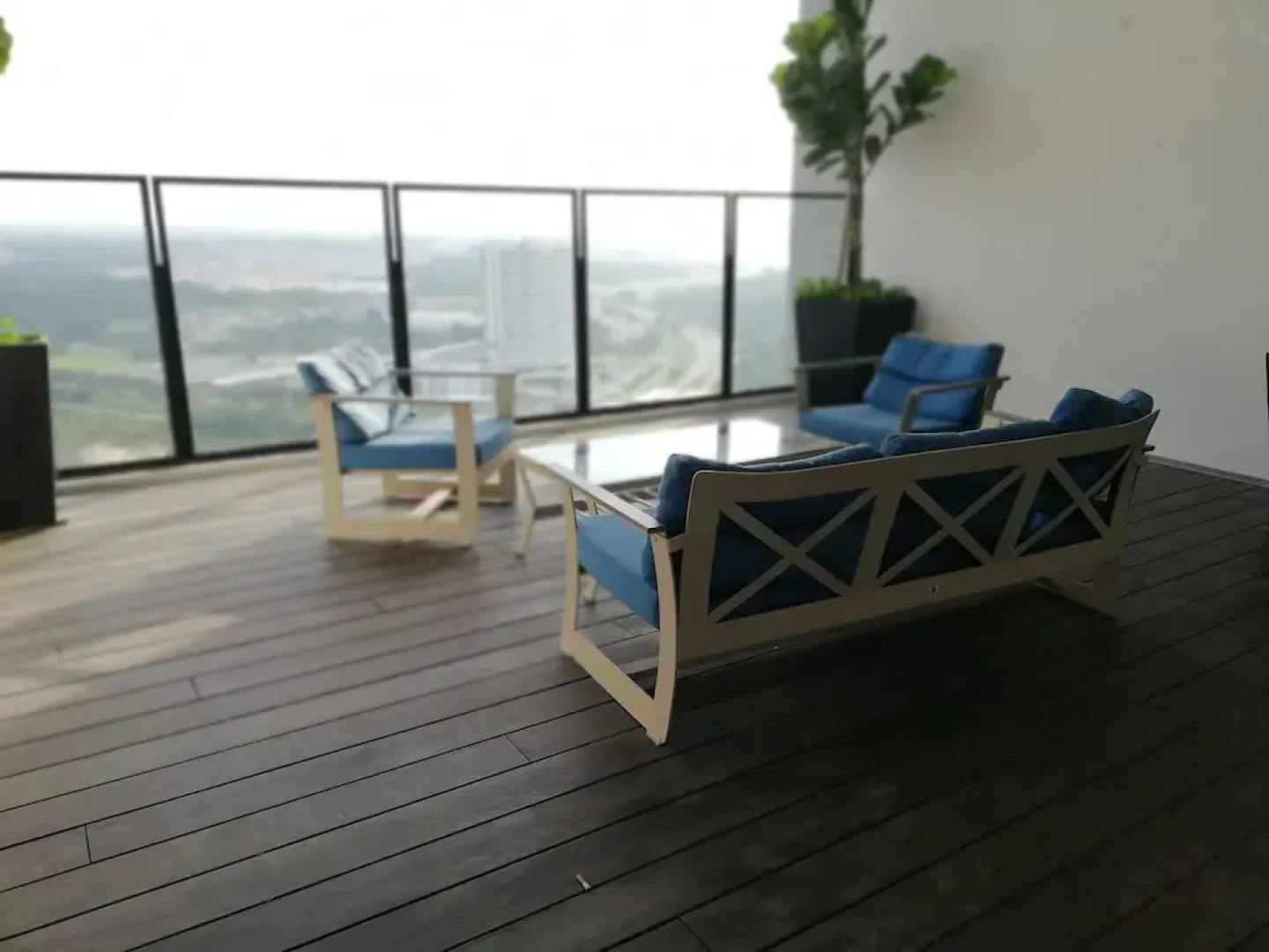 Kanvas Soho by IdealHub