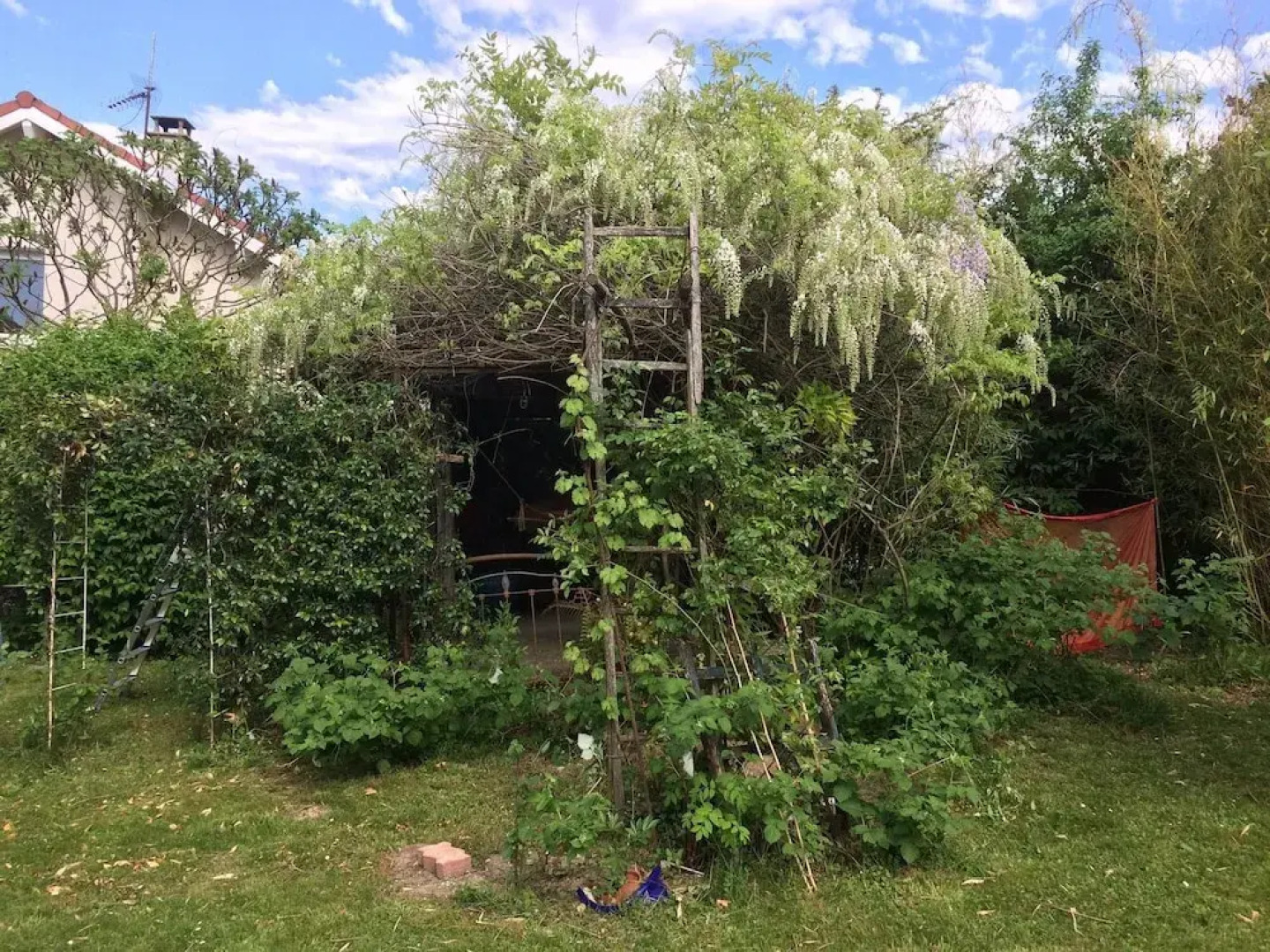 House With 3 Bedrooms in Voiron, With Wonderful Mountain View, Furnish