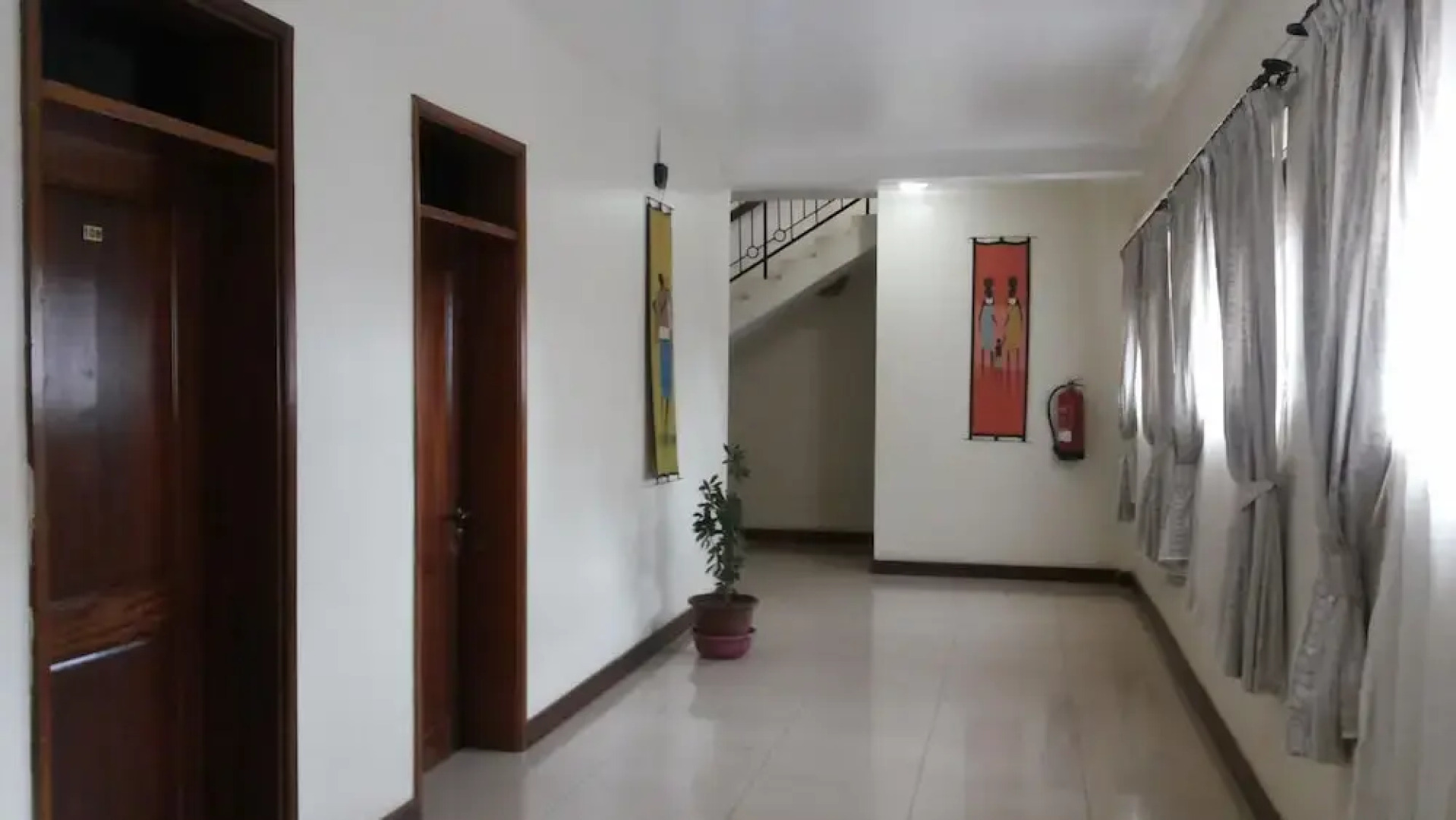 Lillian Towers Hotel