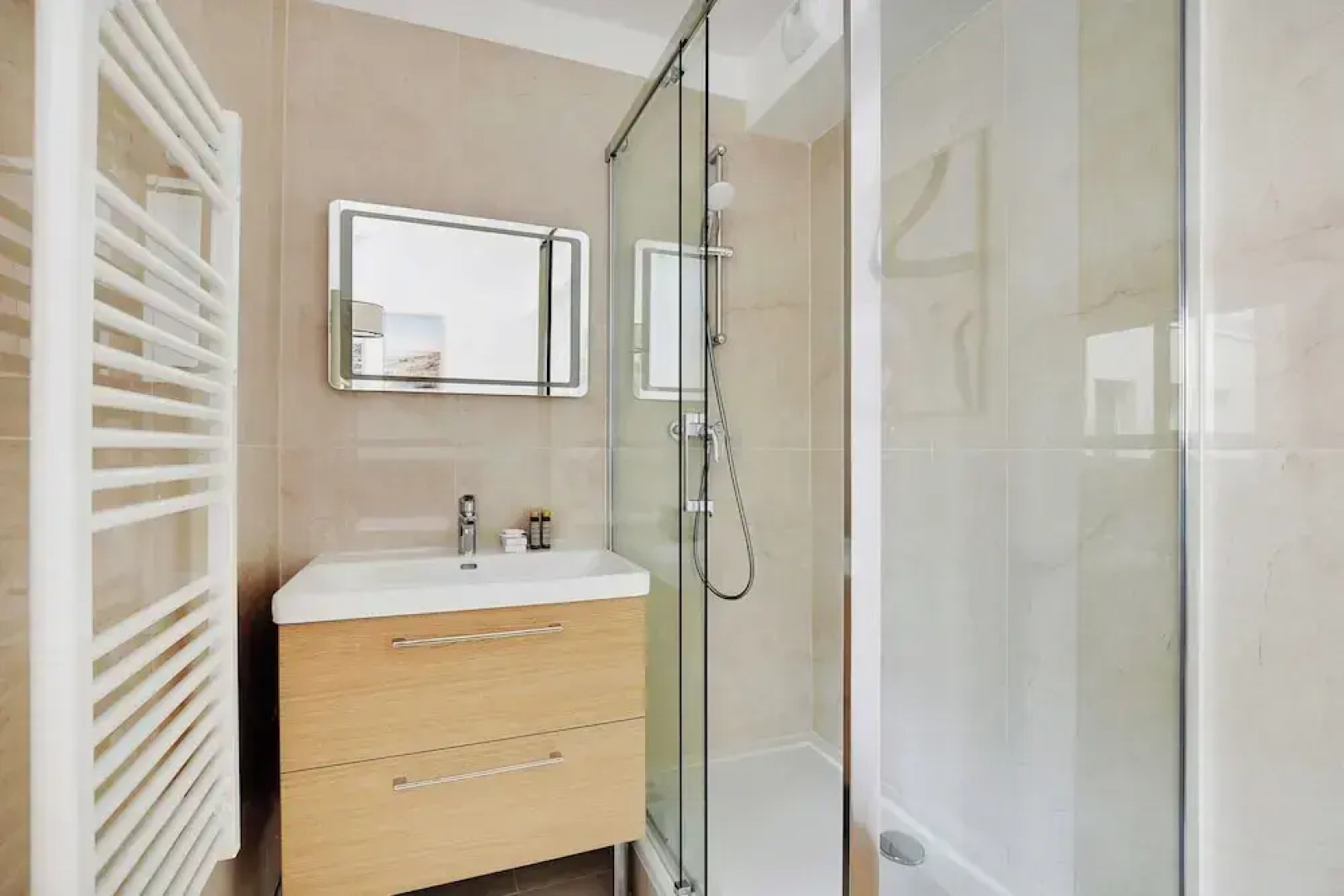 Lovely Duplex -4bd/8p- Nogent-sur-marne