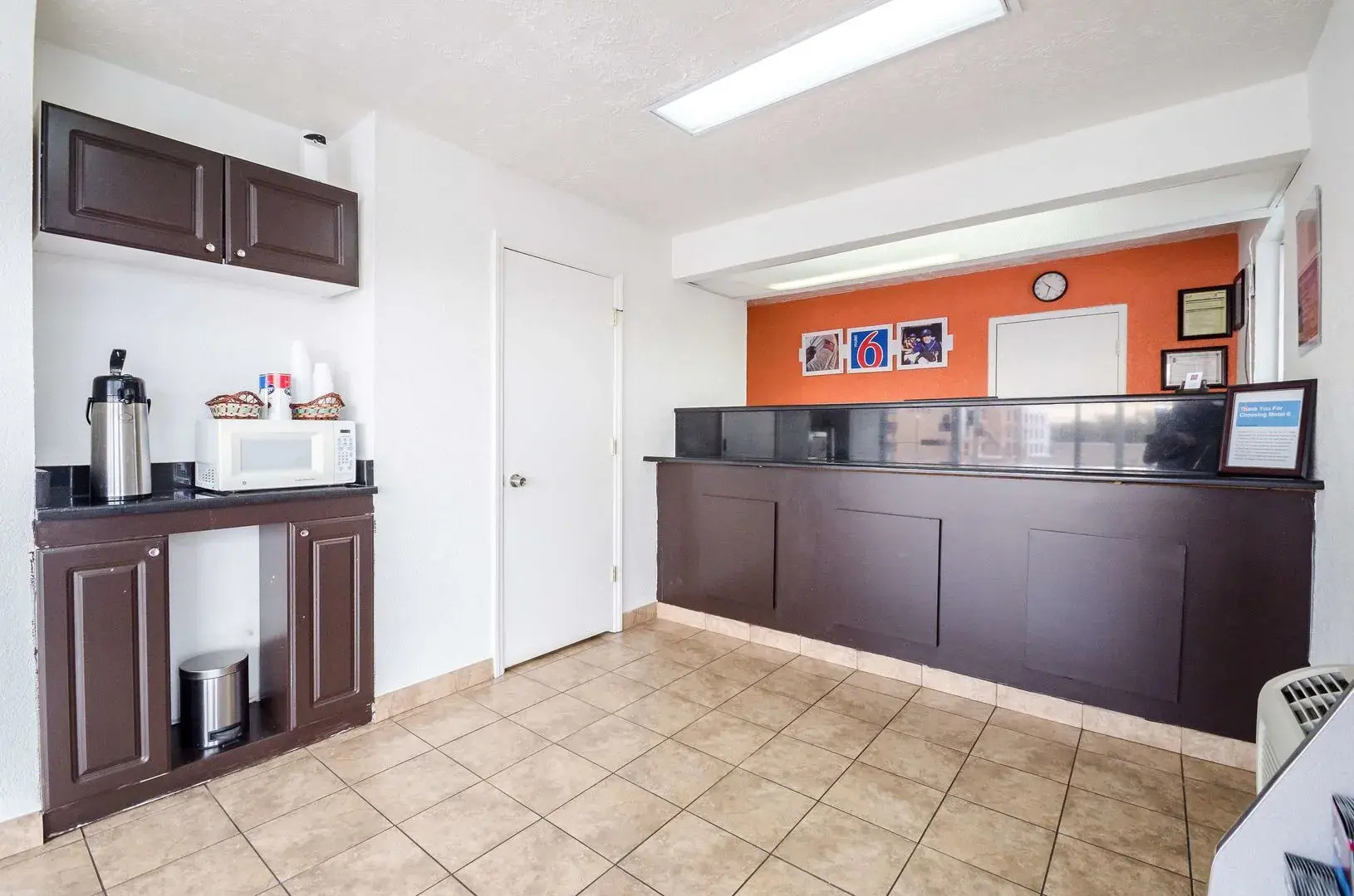 Motel 6 Commerce, GA