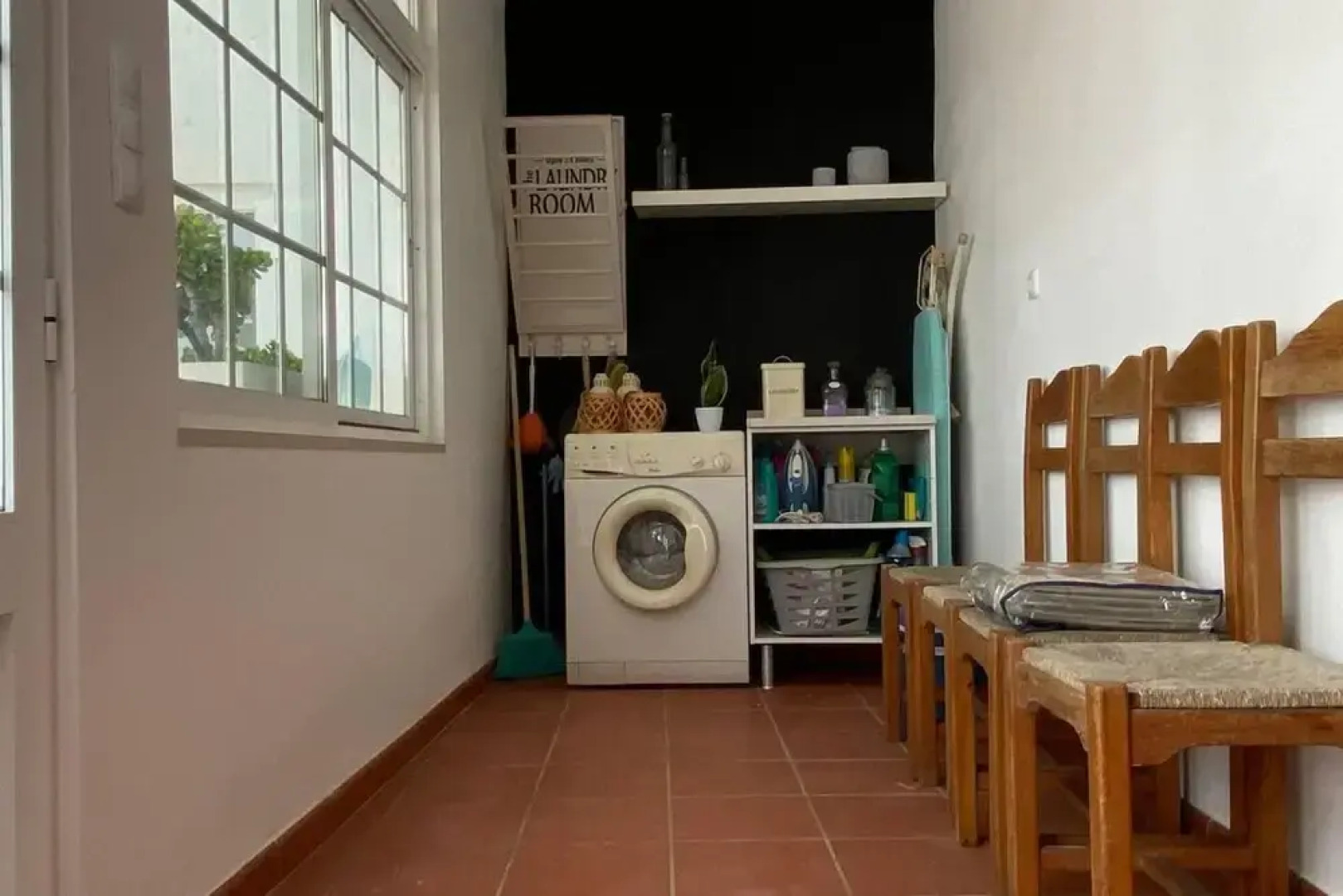 Charming 5-bed House in Granja